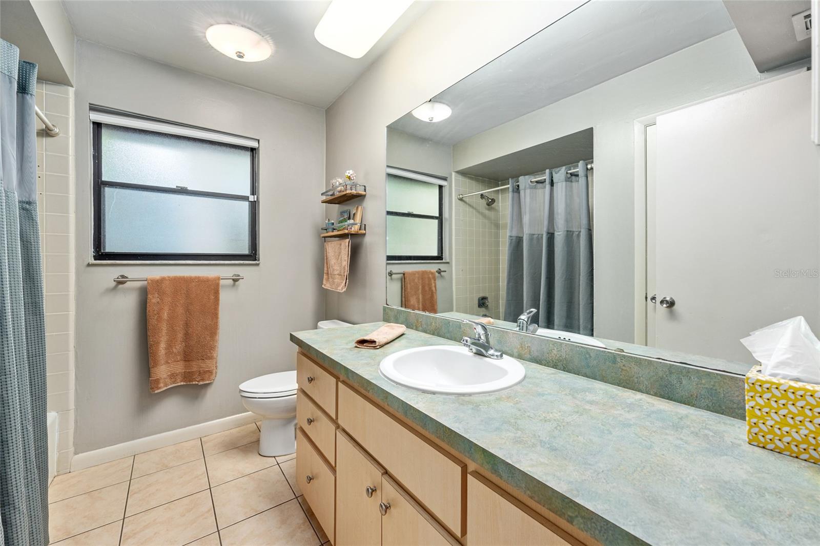 Image 27 of 56 For 2725 38th Street