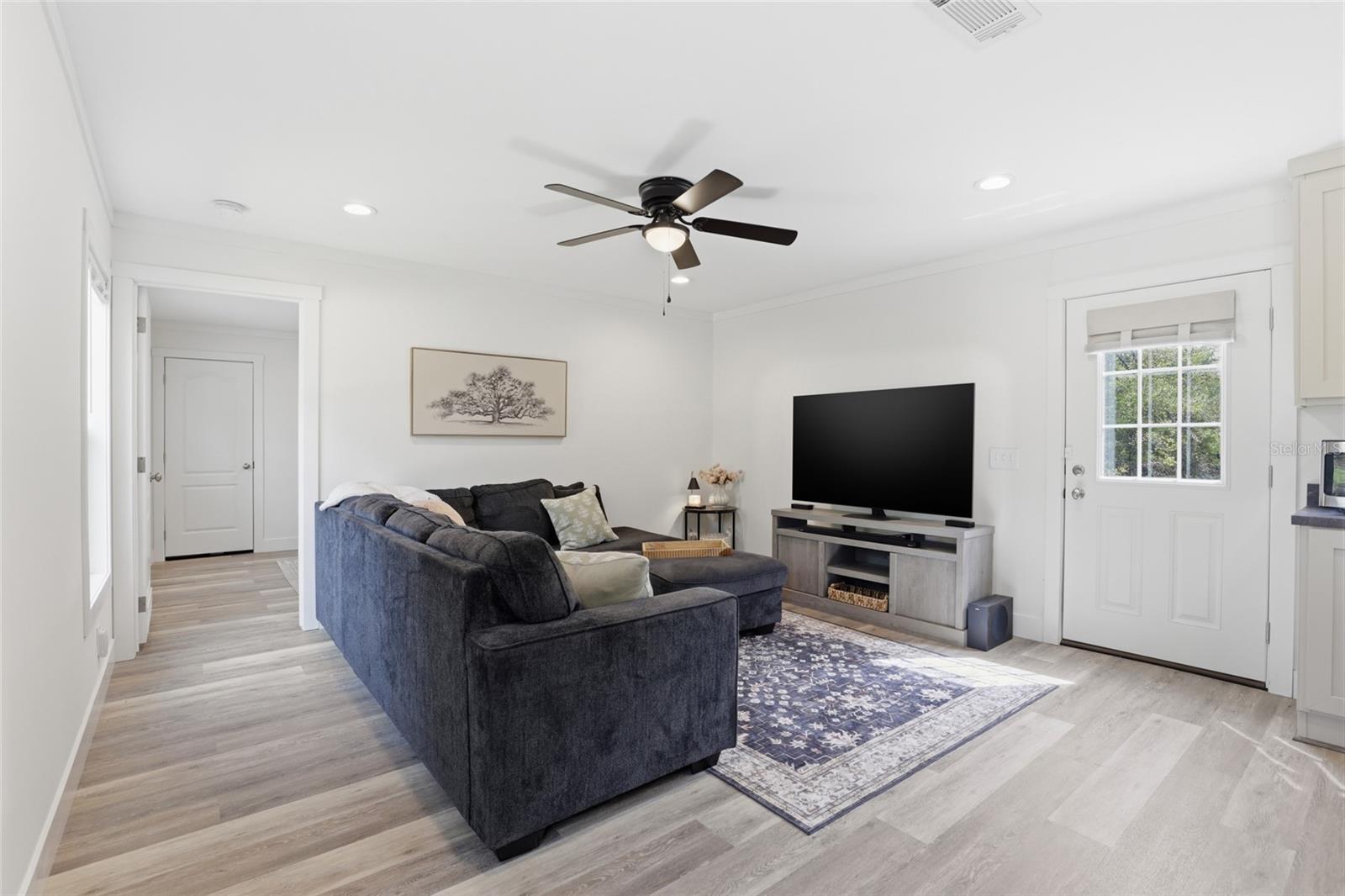 Image 14 of 42 For 11731 106th Court