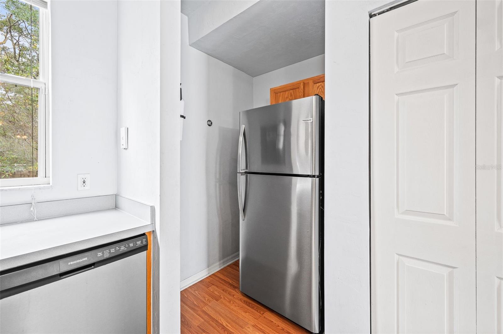 Image 14 of 32 For 3970 20th Avenue 903