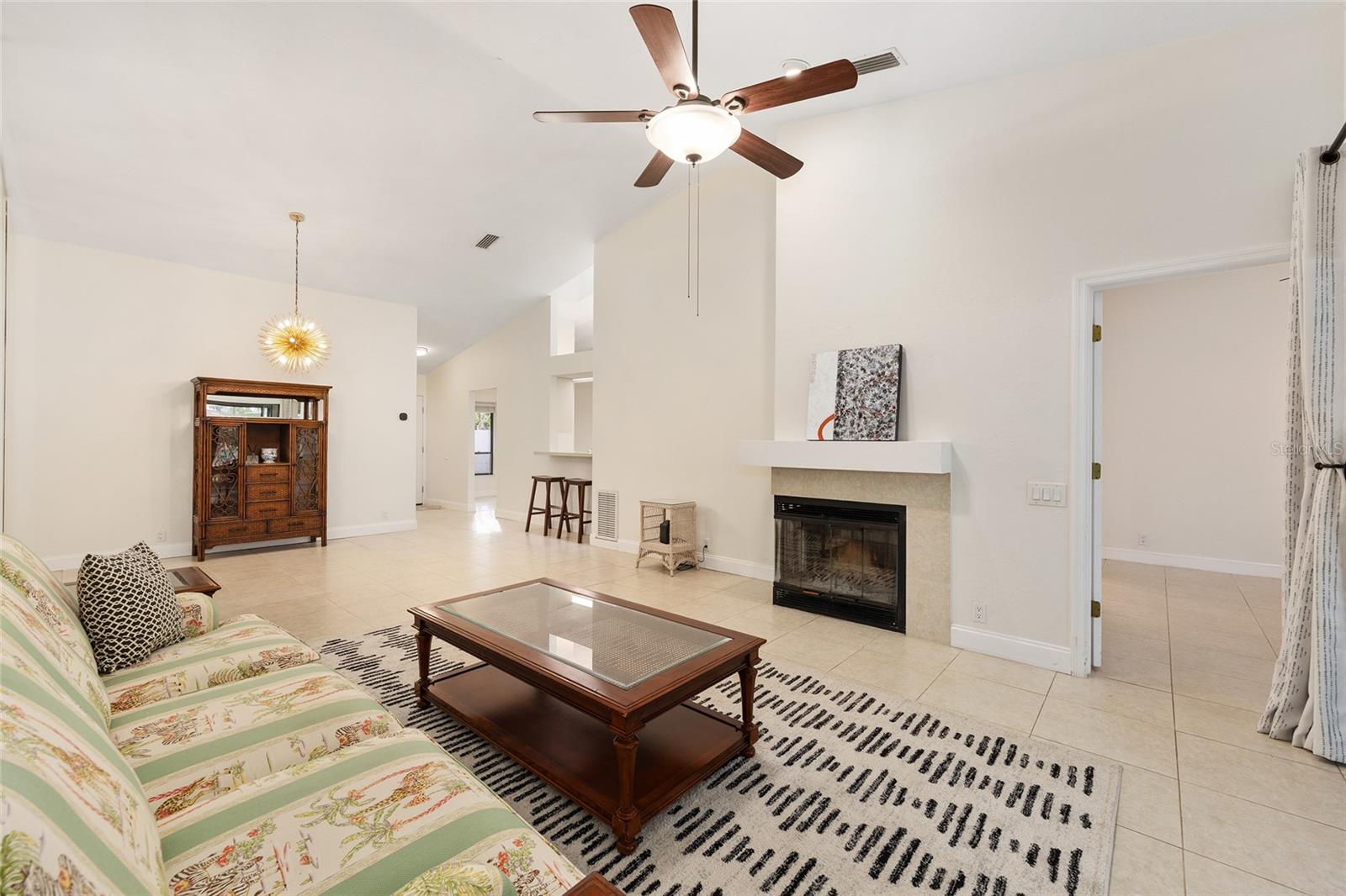 Image 11 of 42 For 3928 23rd Circle