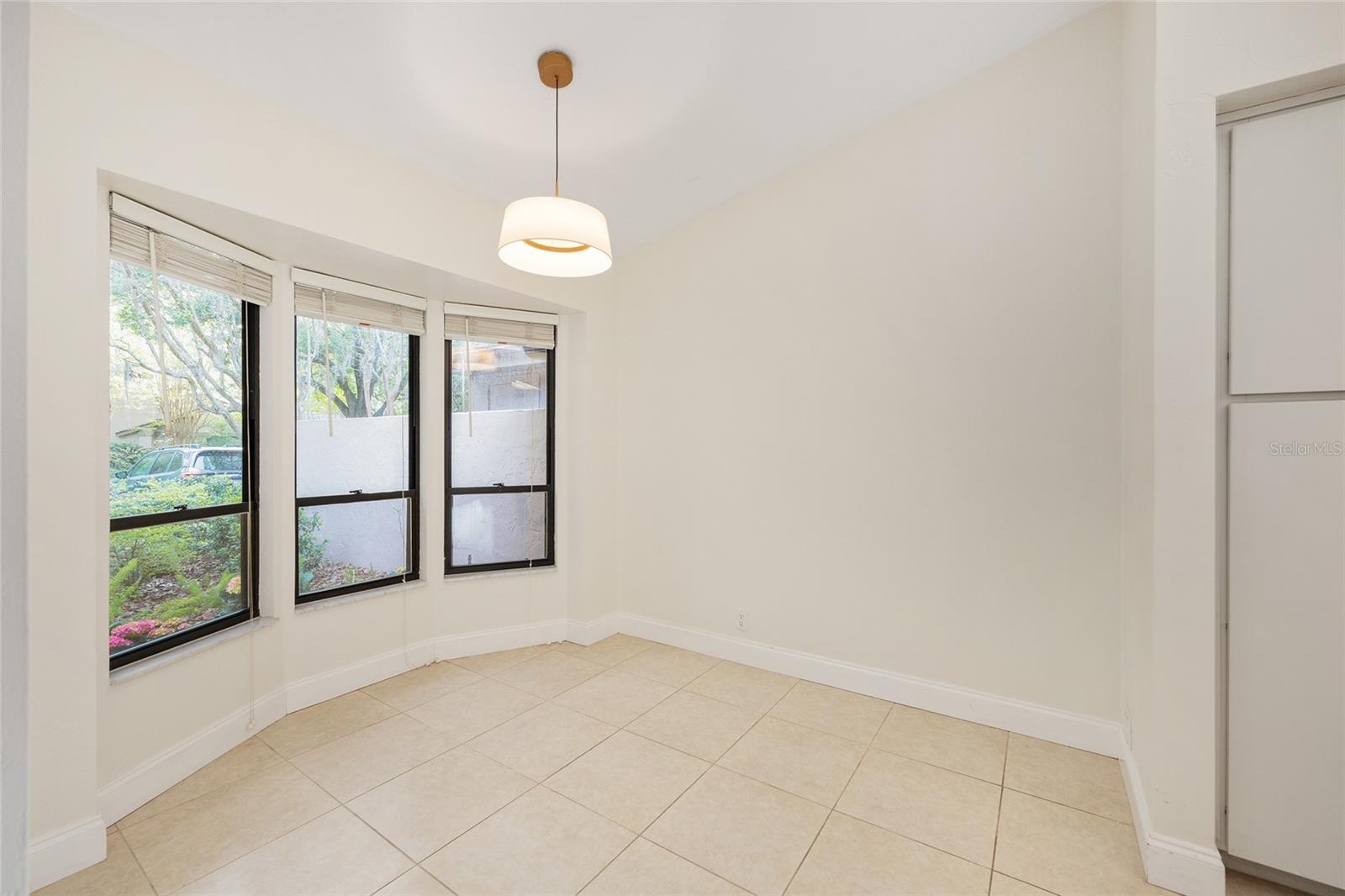 Image 18 of 42 For 3928 23rd Circle