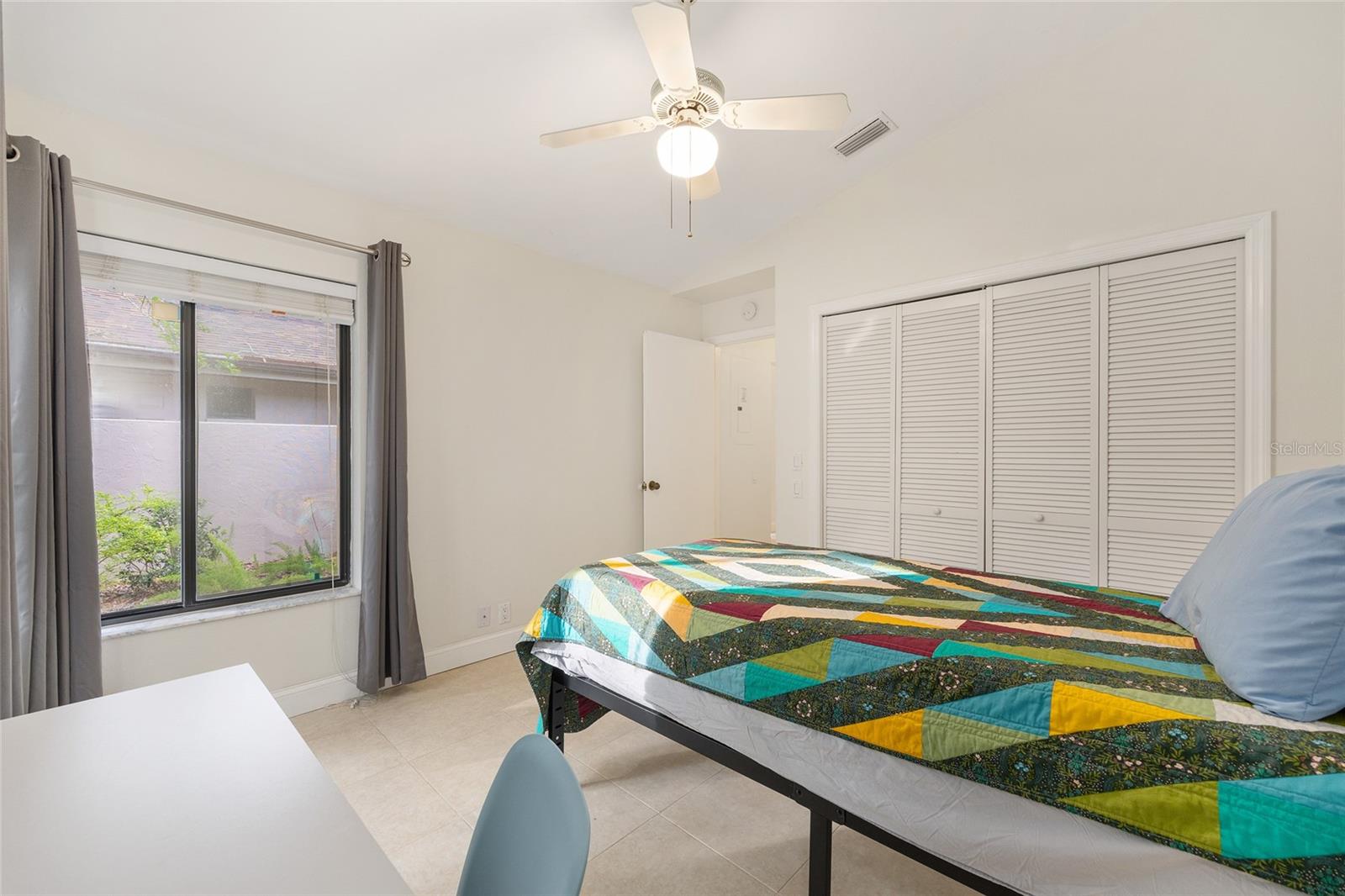 Image 21 of 42 For 3928 23rd Circle