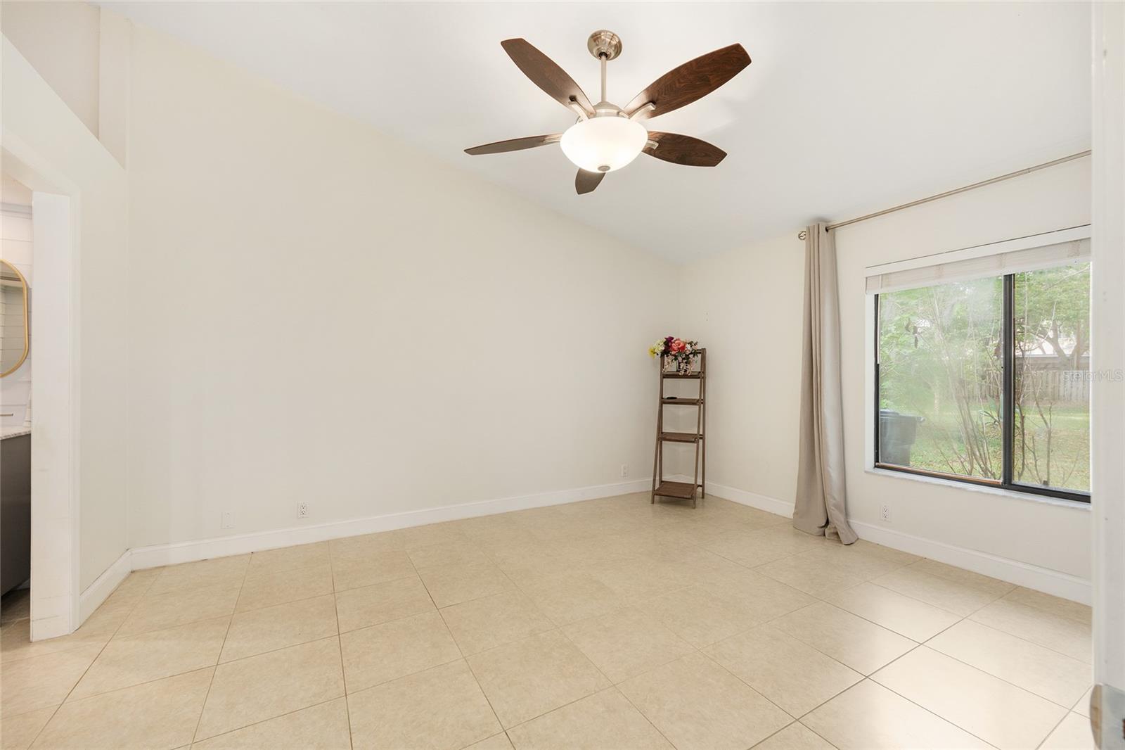 Image 25 of 42 For 3928 23rd Circle