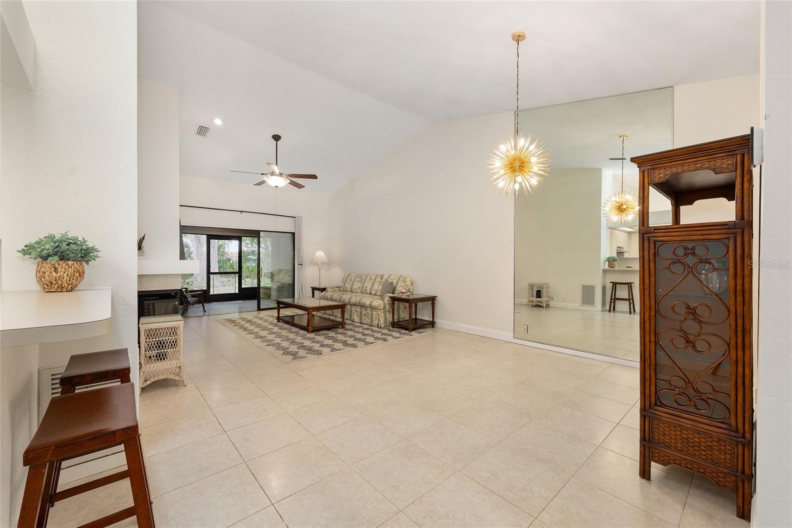 Image 5 of 42 For 3928 23rd Circle