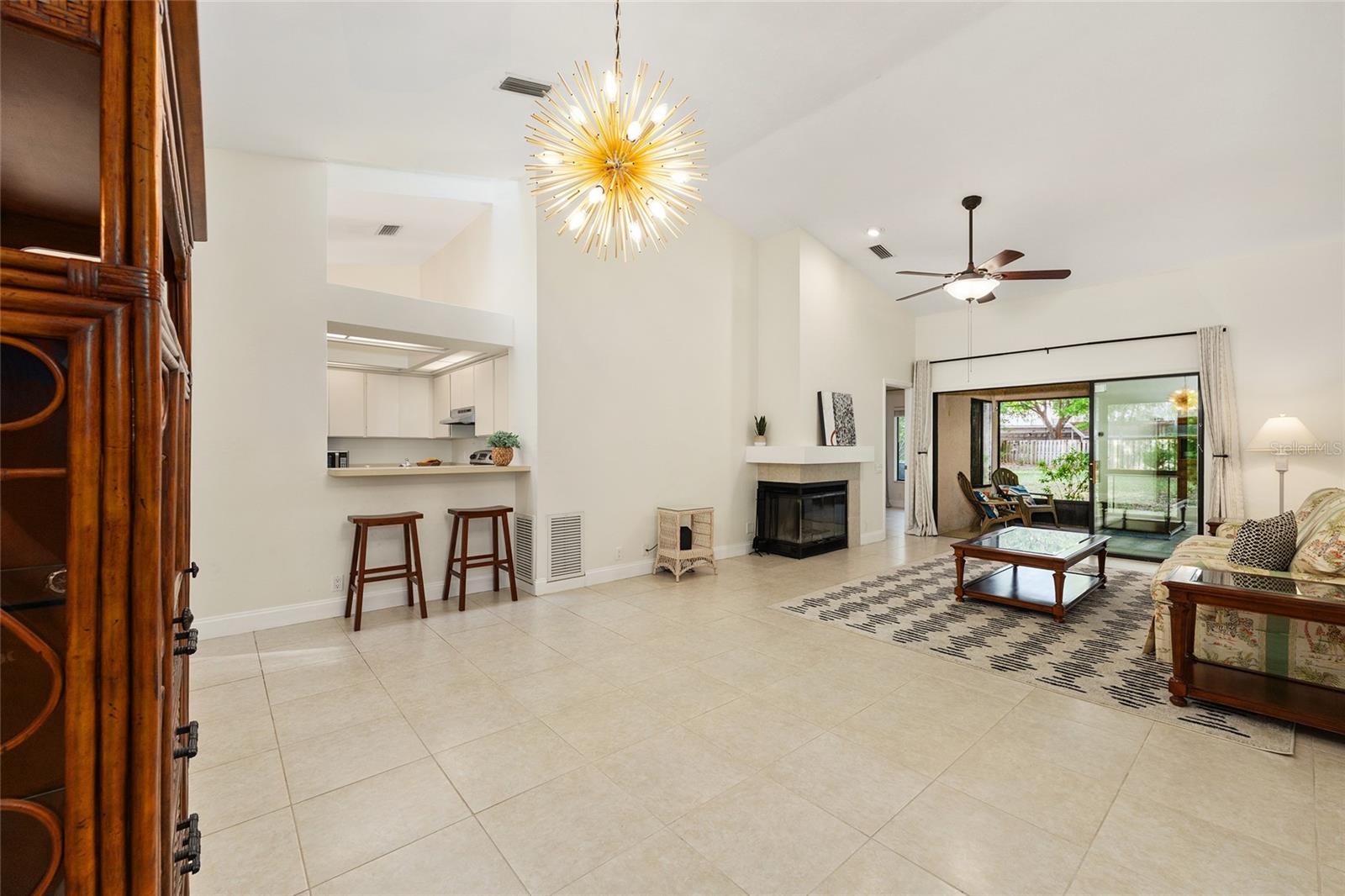 Image 7 of 42 For 3928 23rd Circle