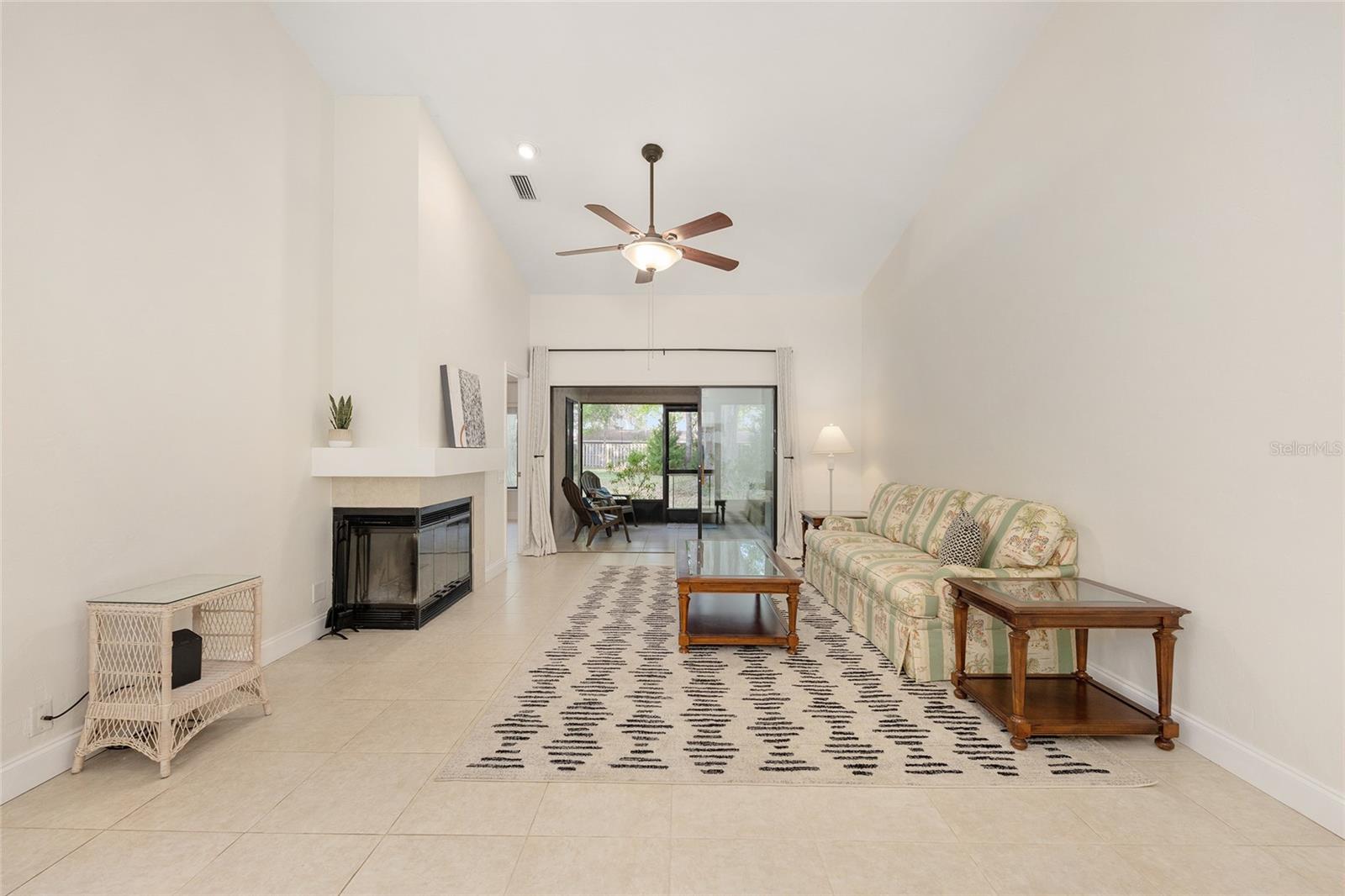 Image 9 of 42 For 3928 23rd Circle