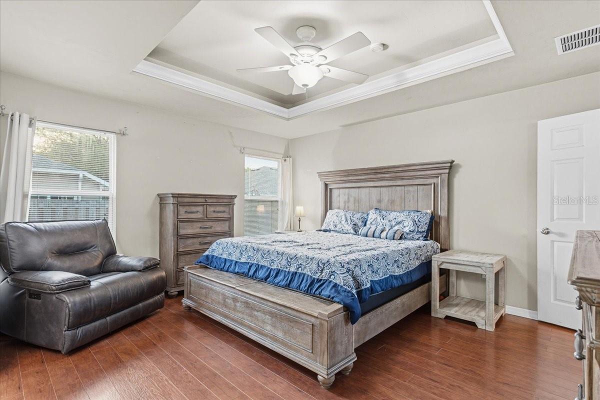 Image 14 of 32 For 934 255th Way