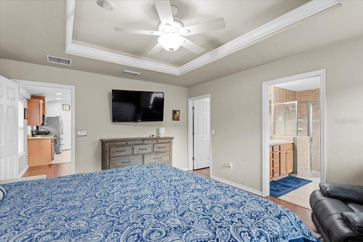 Image 15 of 32 For 934 255th Way