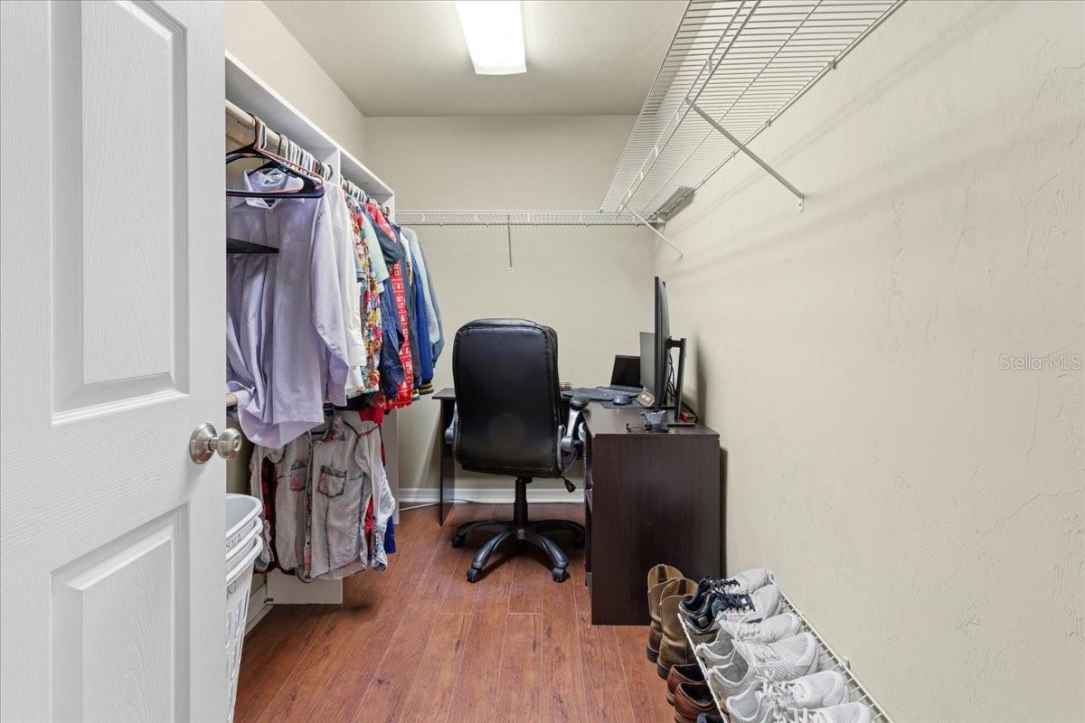 Image 19 of 32 For 934 255th Way