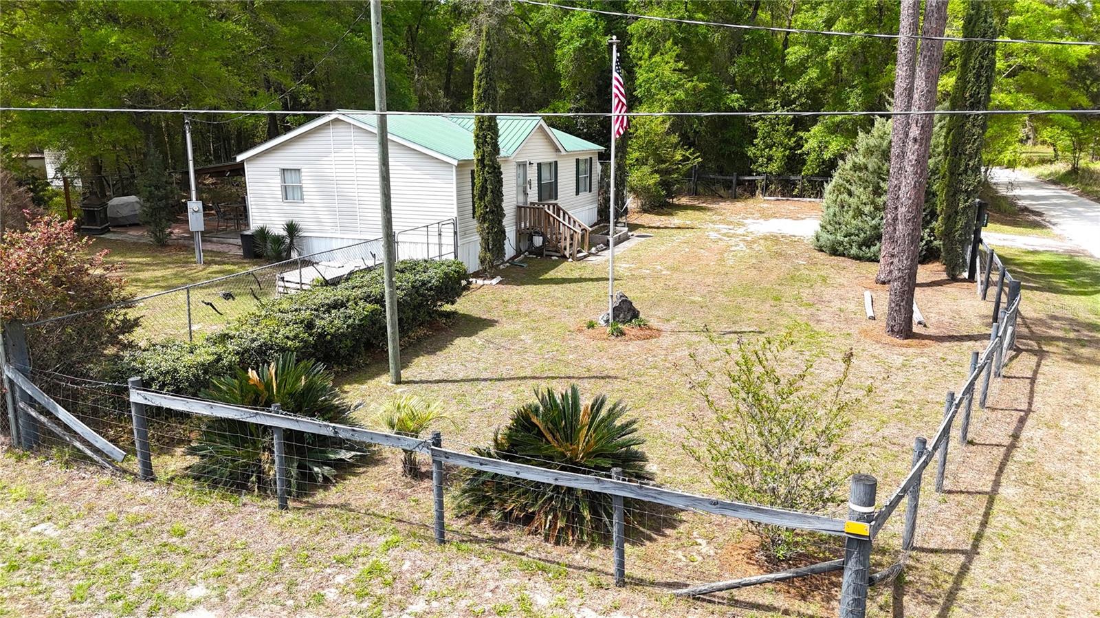 Image 17 of 36 For 6947 80th Place