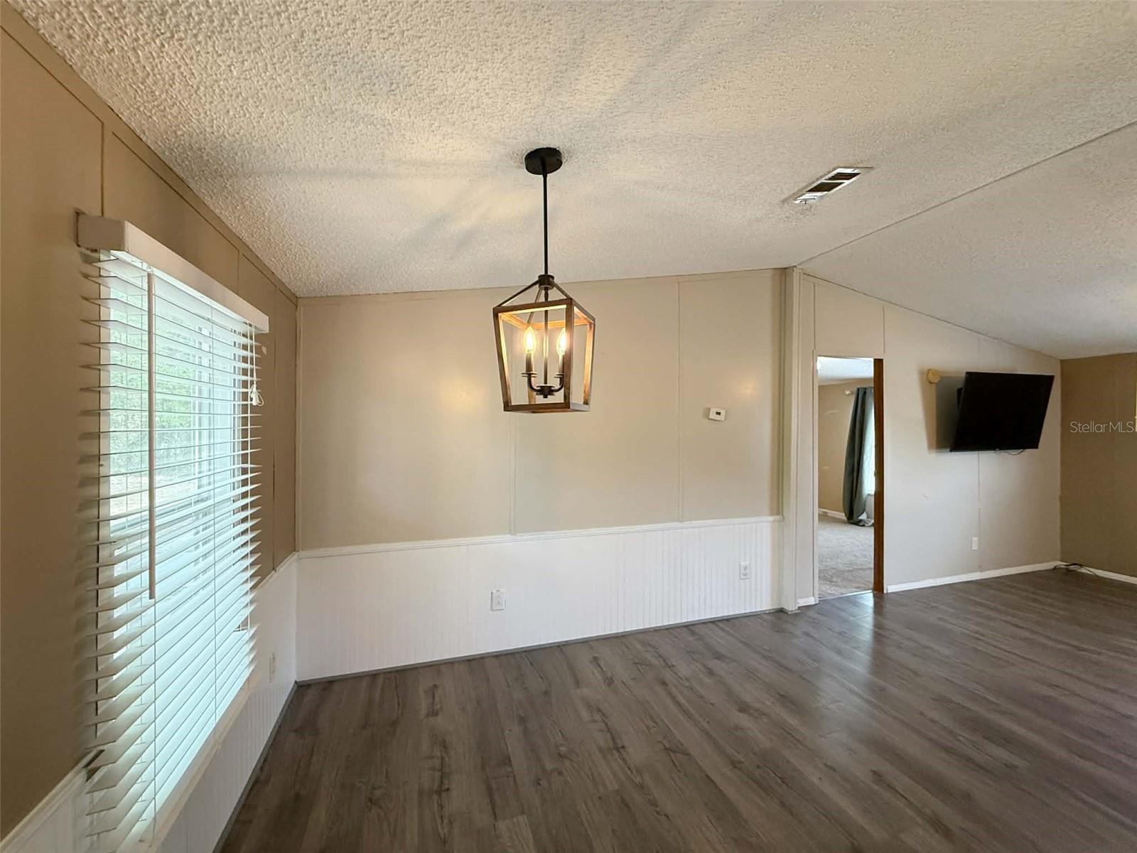 Image 23 of 36 For 6947 80th Place