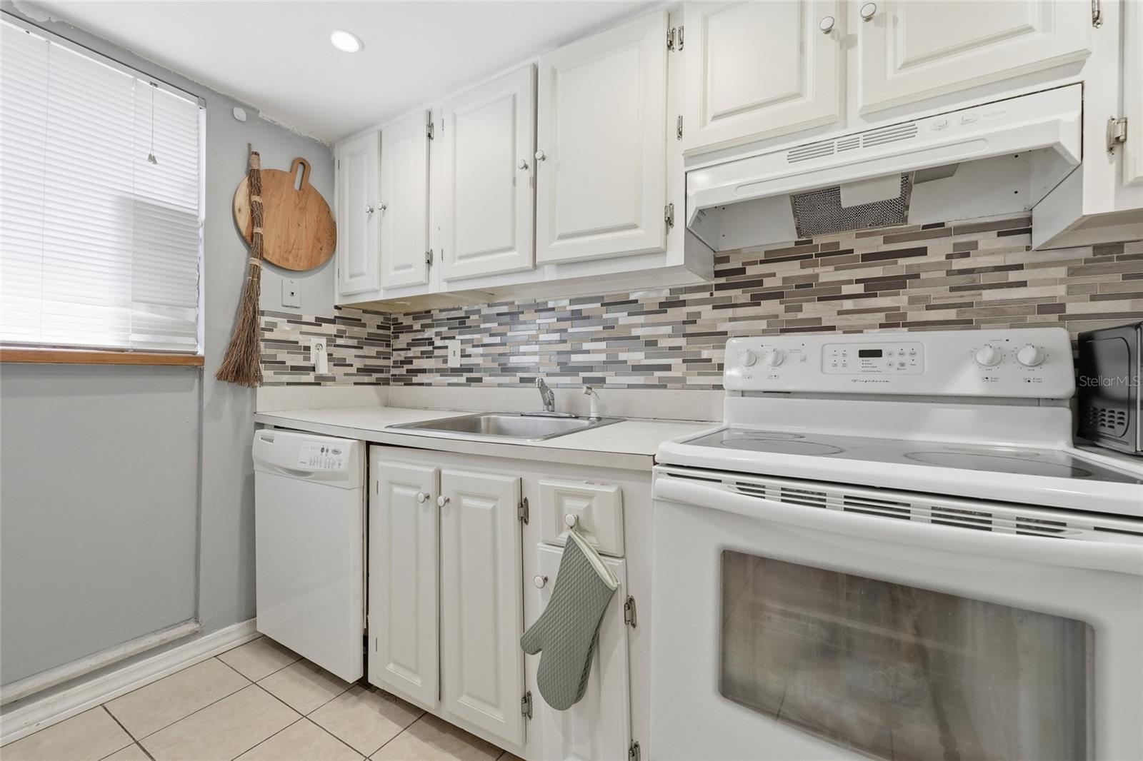 Image 8 of 16 For 603 75th Street 104