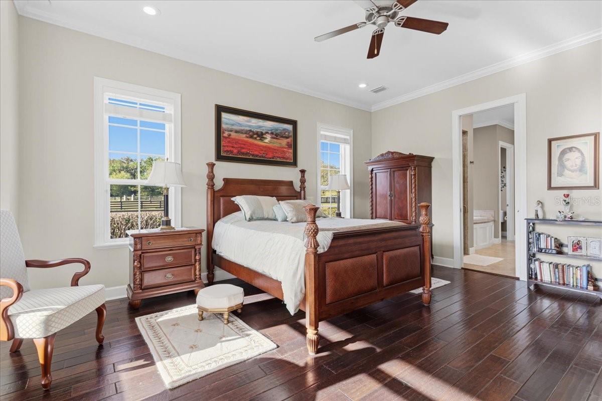 Image 18 of 80 For 10401 153rd Terrace