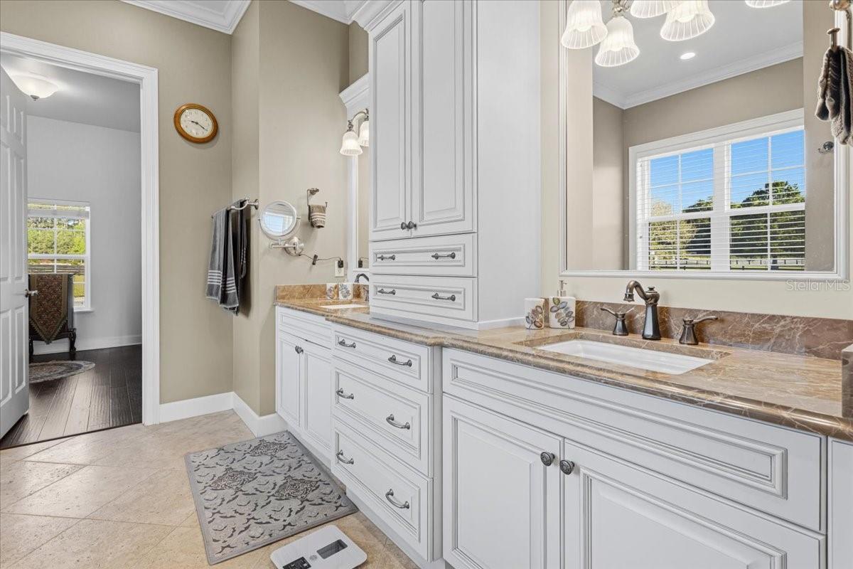 Image 21 of 80 For 10401 153rd Terrace