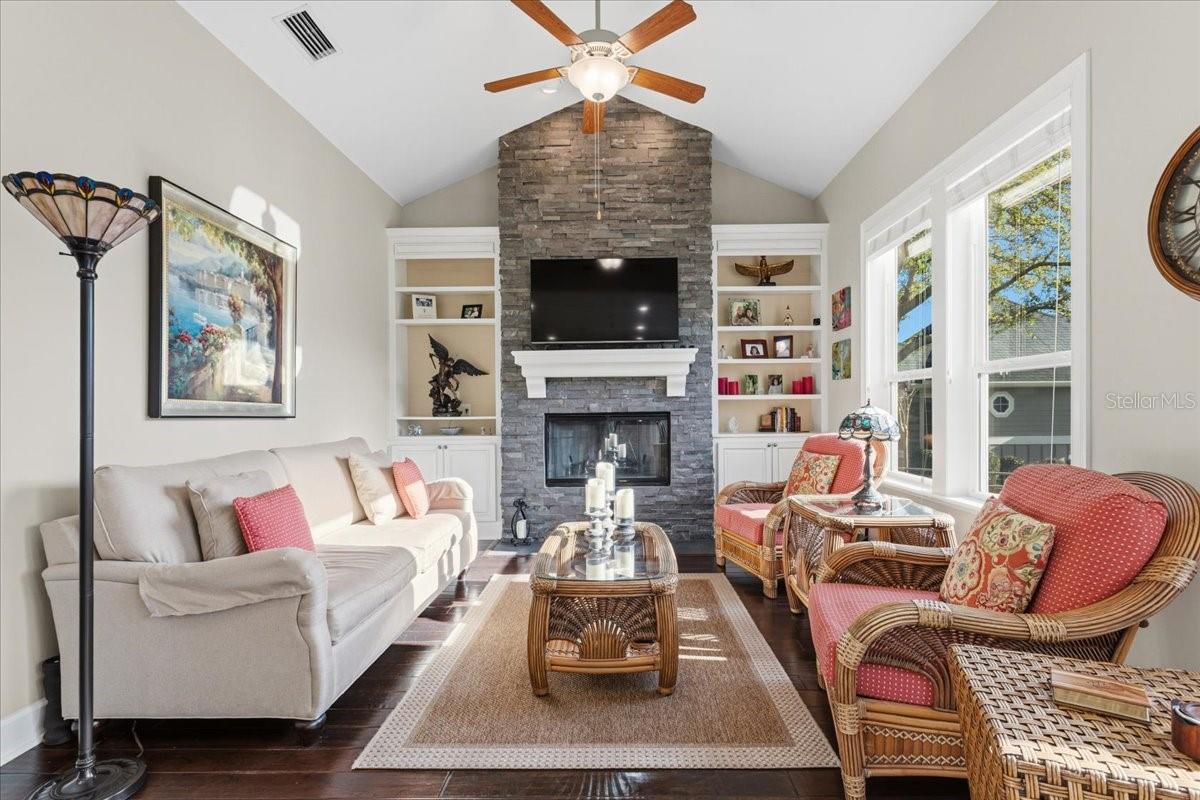 Image 34 of 80 For 10401 153rd Terrace