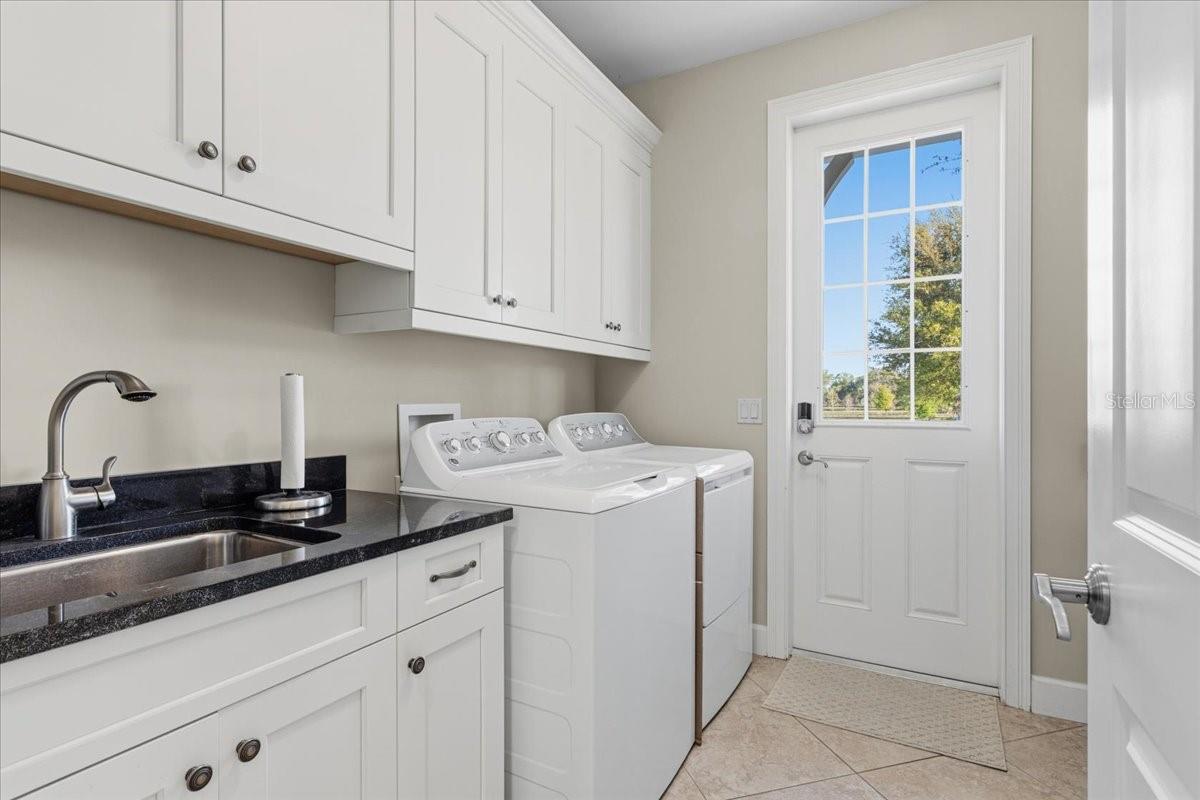 Image 35 of 80 For 10401 153rd Terrace