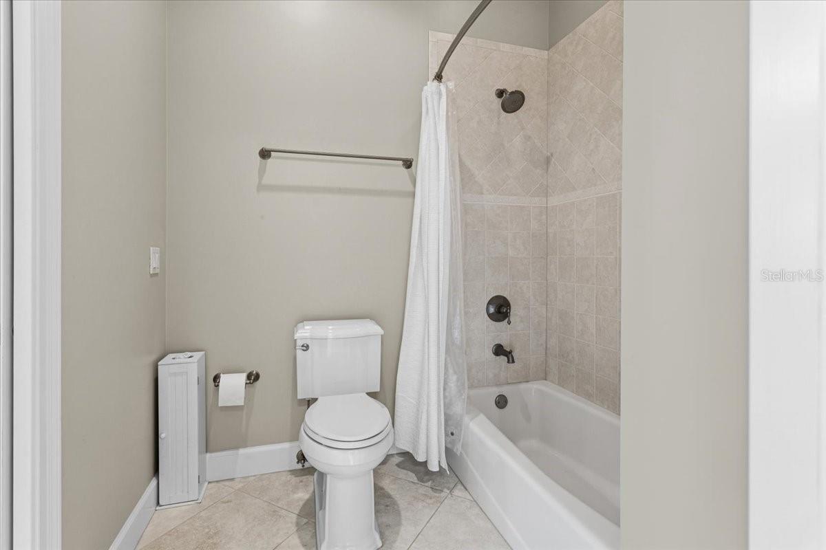 Image 45 of 80 For 10401 153rd Terrace