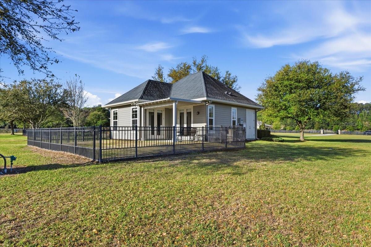 Image 6 of 80 For 10401 153rd Terrace