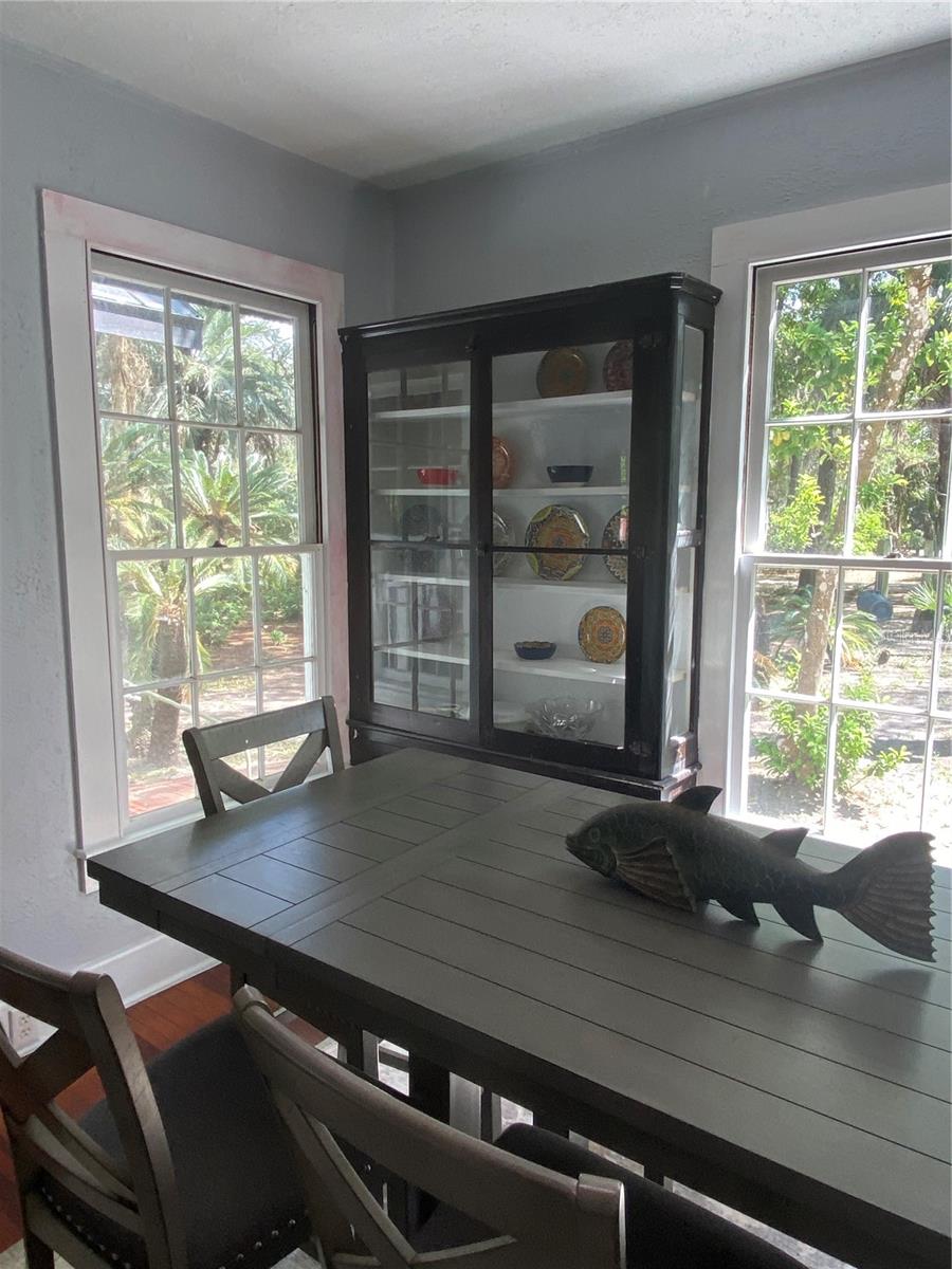 Image 11 of 24 For 6015 Quail Street