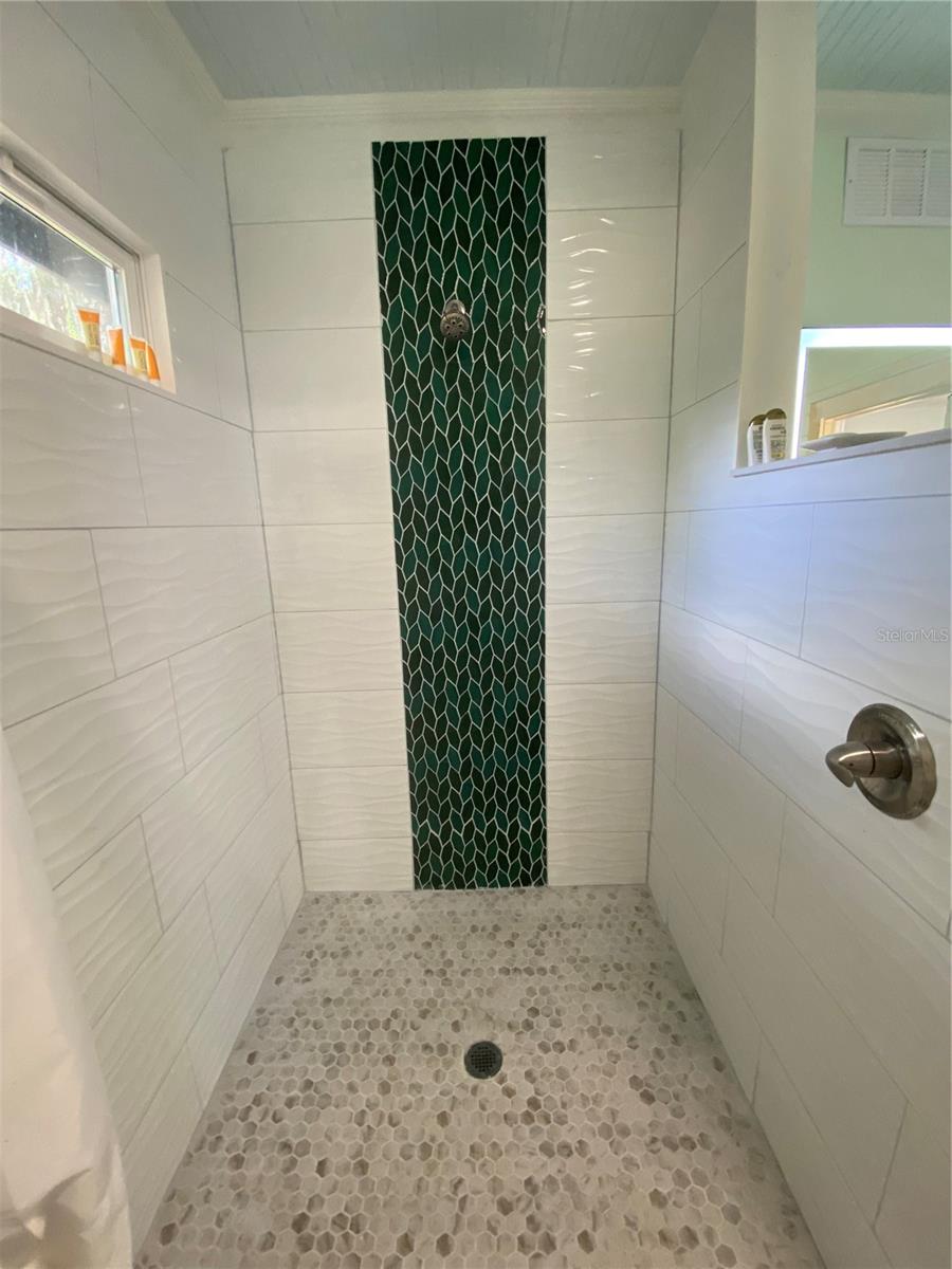 Image 14 of 24 For 6015 Quail Street