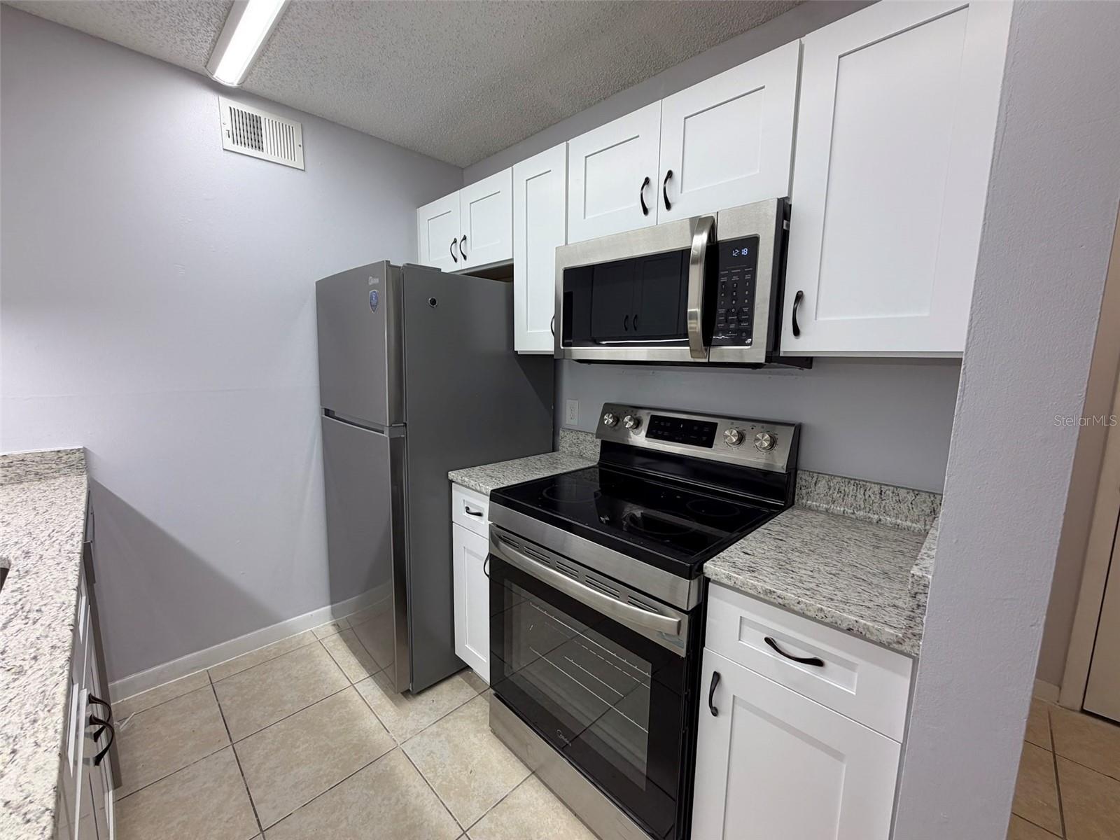 Image 4 of 31 For 3921 34th Street 301