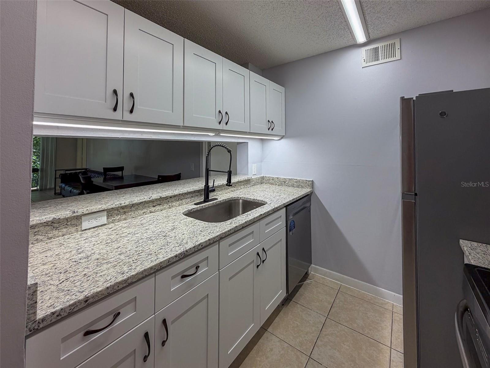 Image 5 of 31 For 3921 34th Street 301