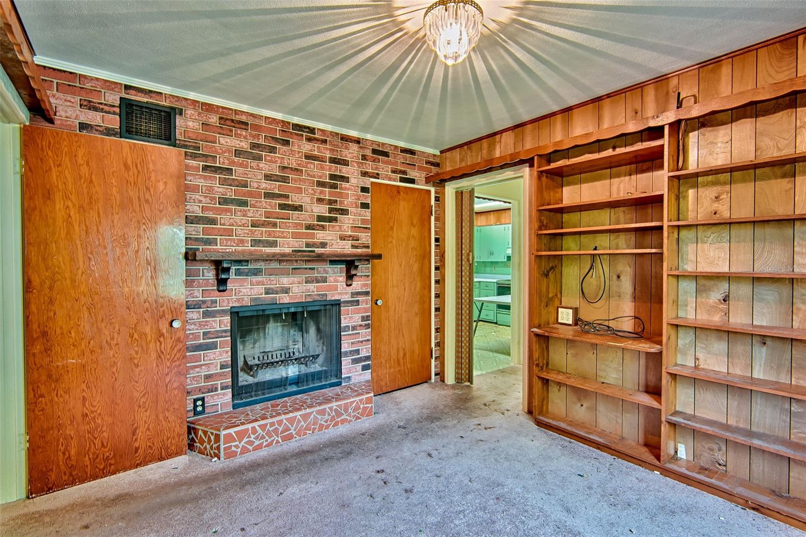 Image 15 of 33 For 948 6th Street