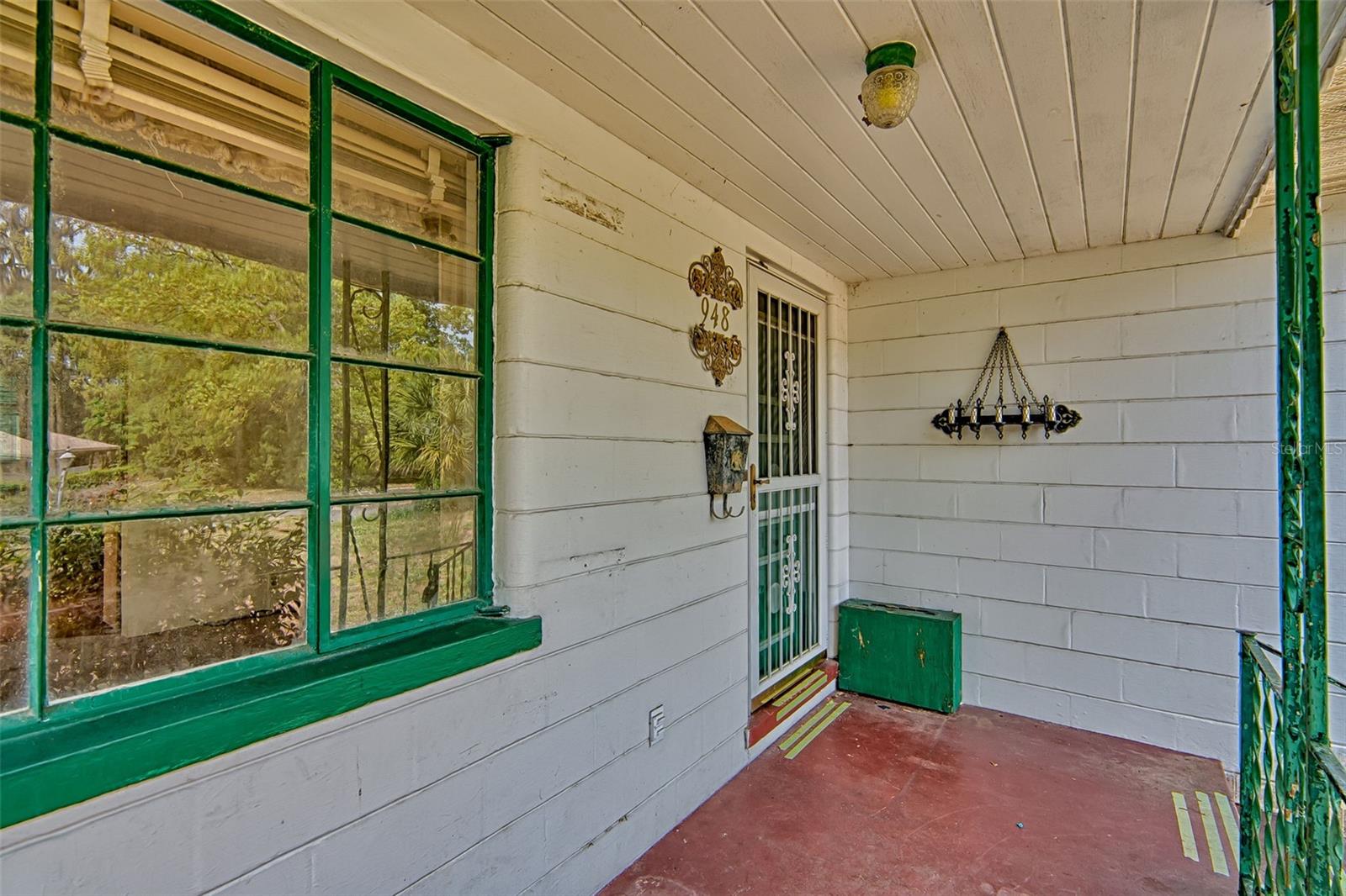 Image 2 of 33 For 948 6th Street