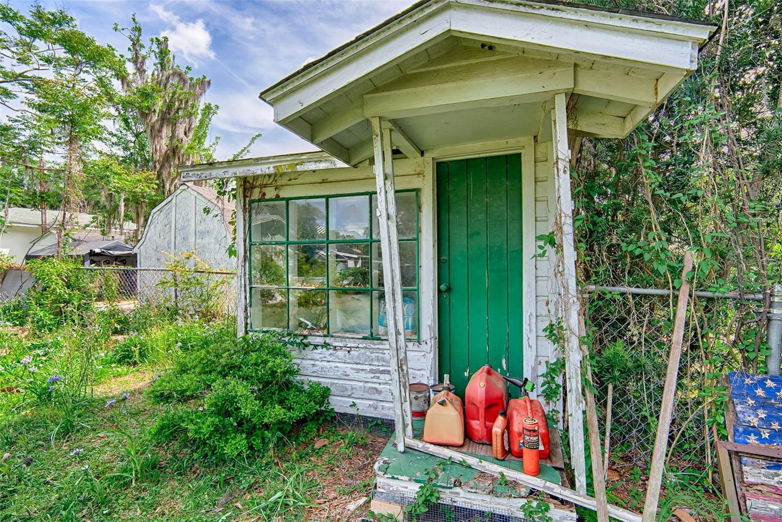 Image 26 of 33 For 948 6th Street