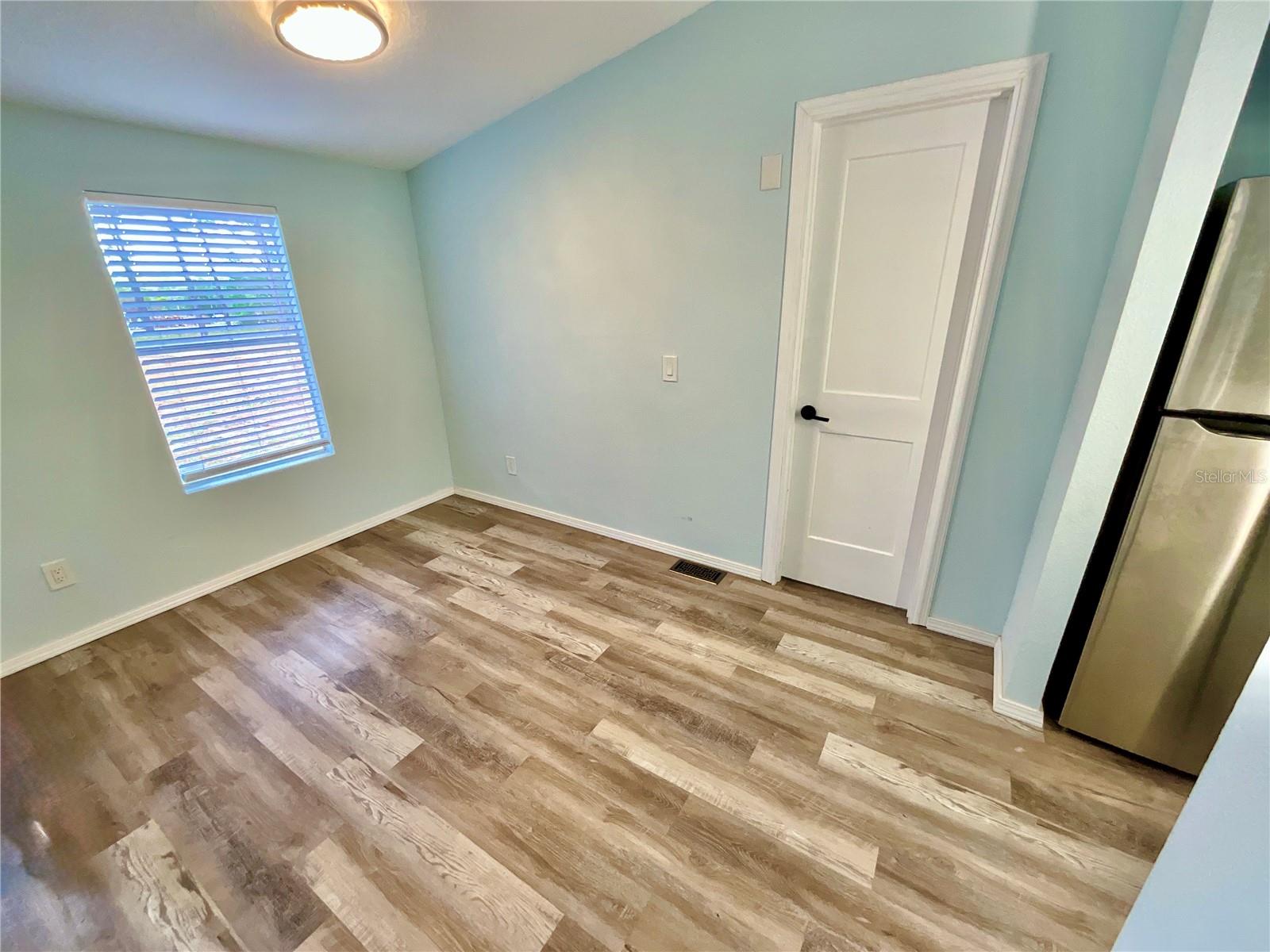 Image 19 of 64 For 175 Whirlwind Loop