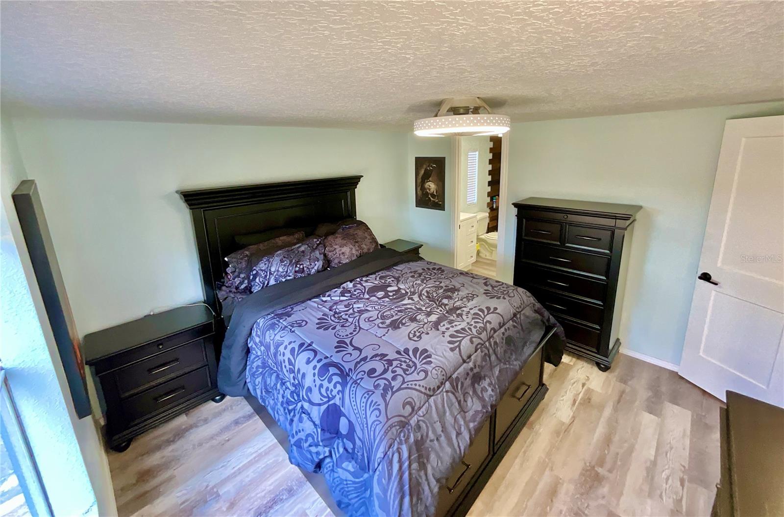 Image 30 of 64 For 175 Whirlwind Loop