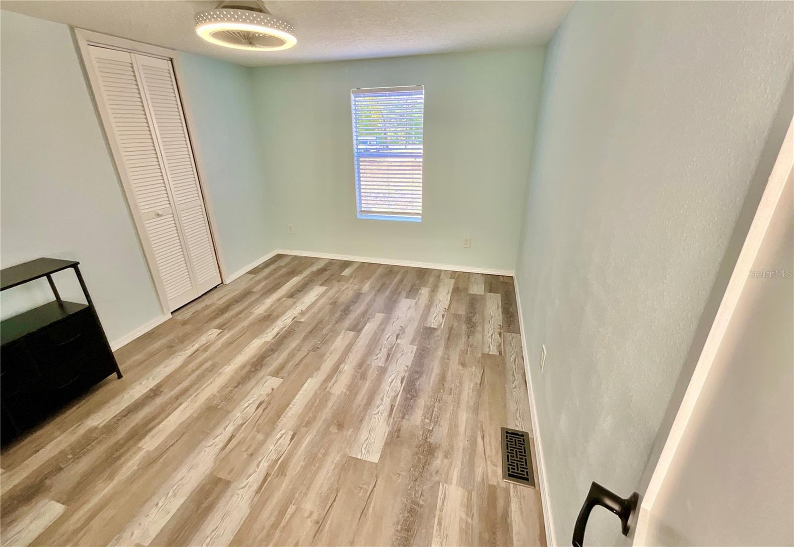 Image 31 of 64 For 175 Whirlwind Loop