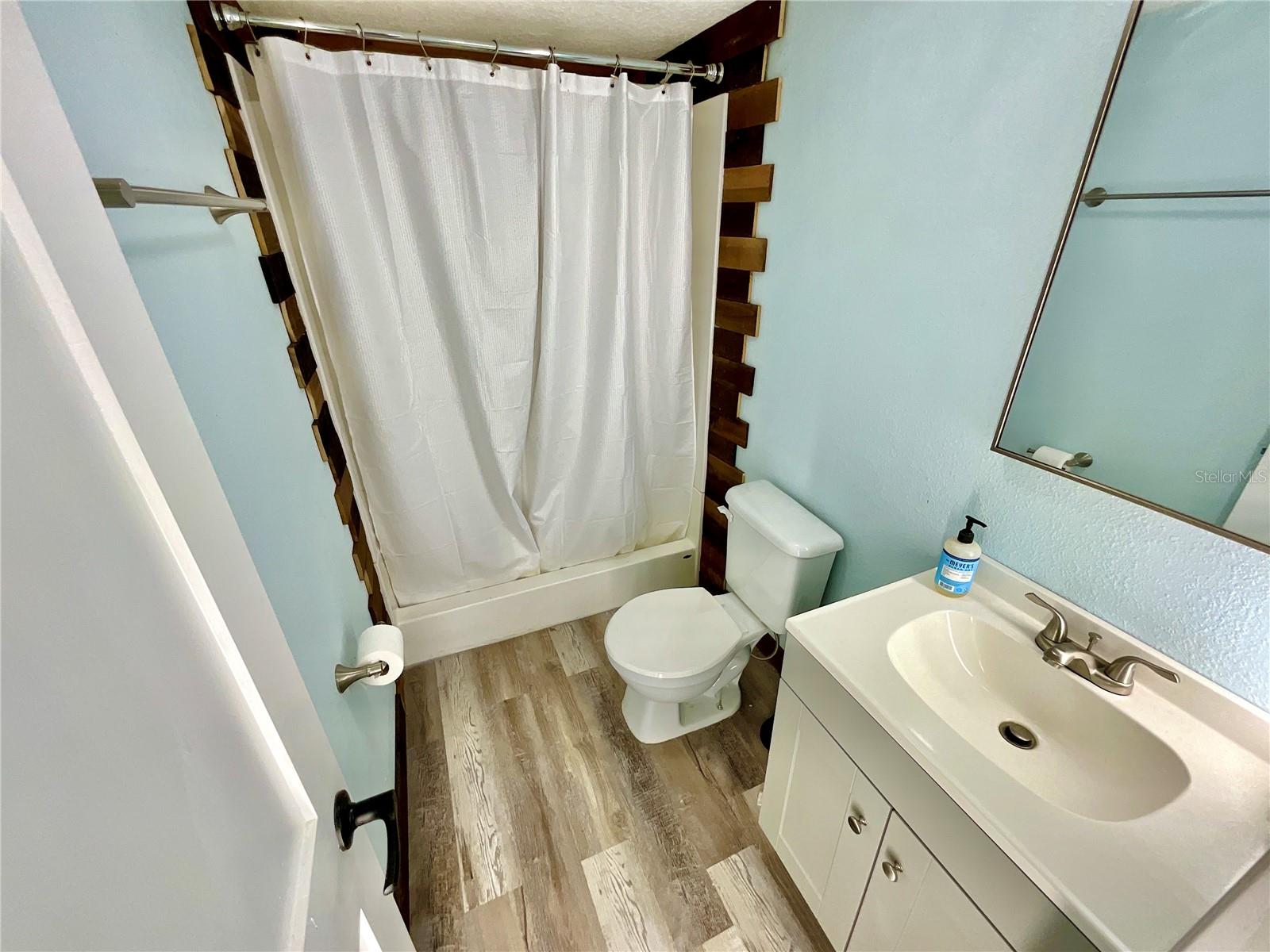 Image 32 of 64 For 175 Whirlwind Loop