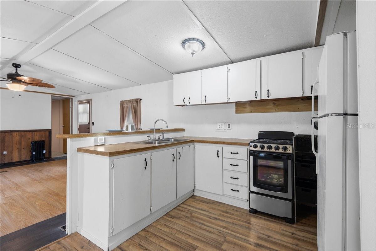 Image 19 of 38 For 3100 20th Street