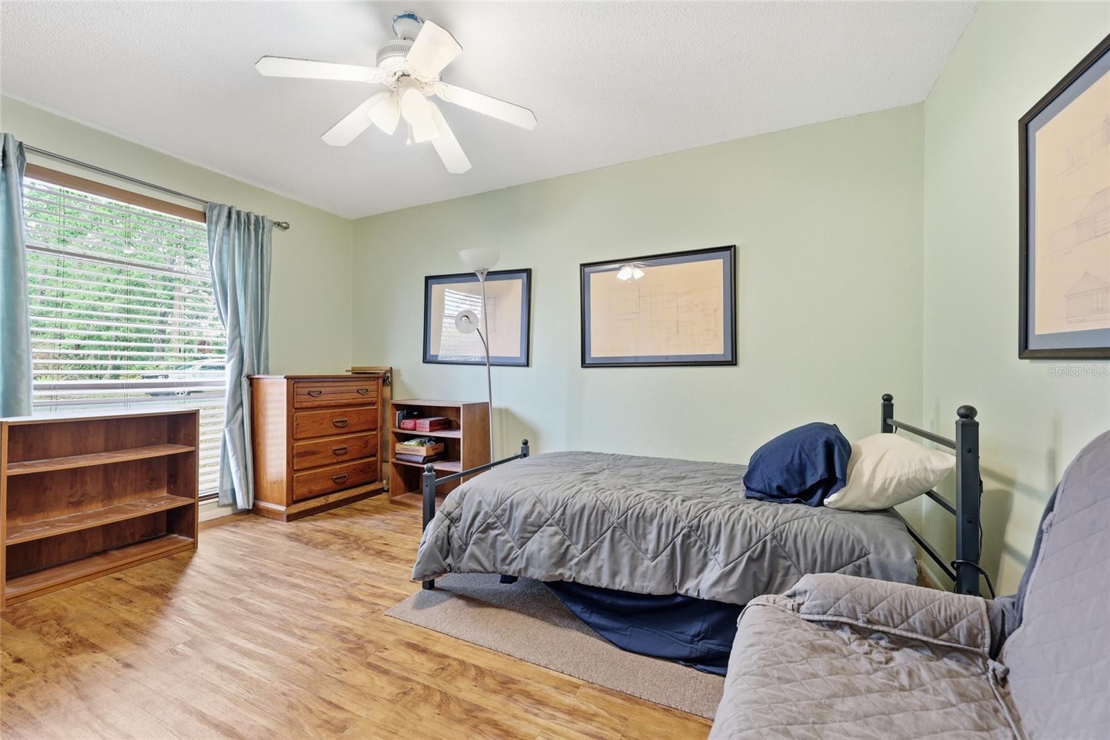 Image 12 of 18 For 2921 54th Avenue