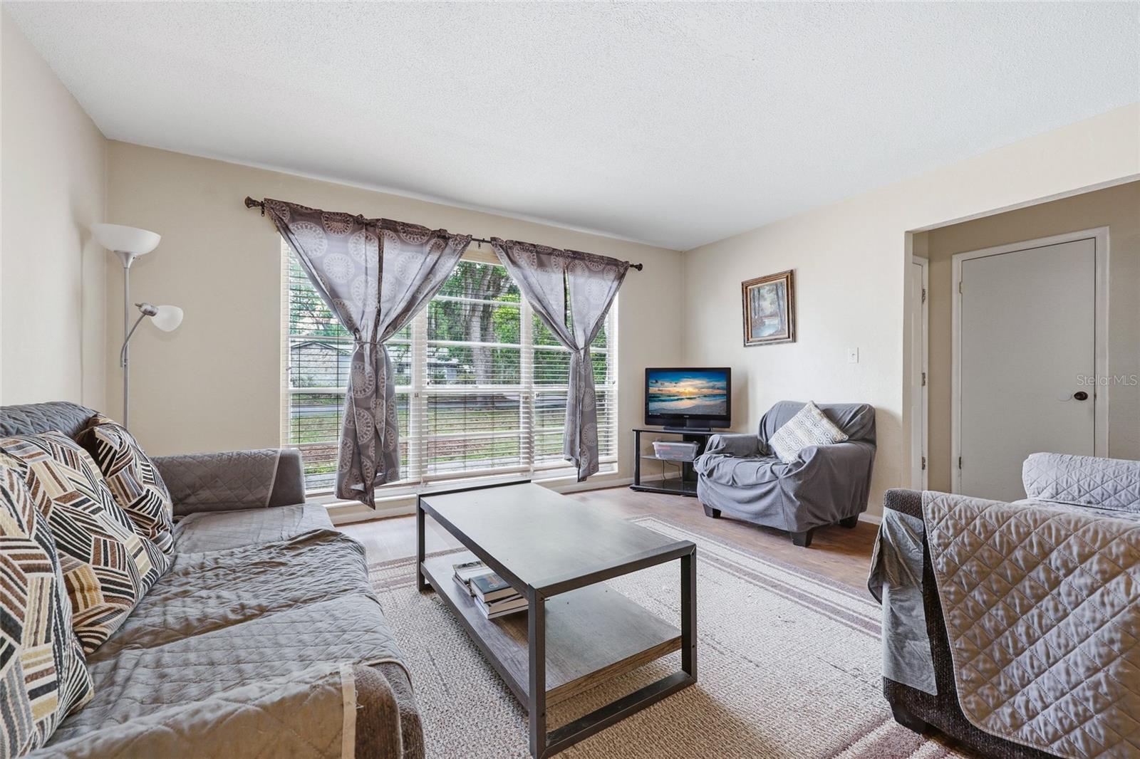 Image 4 of 18 For 2921 54th Avenue