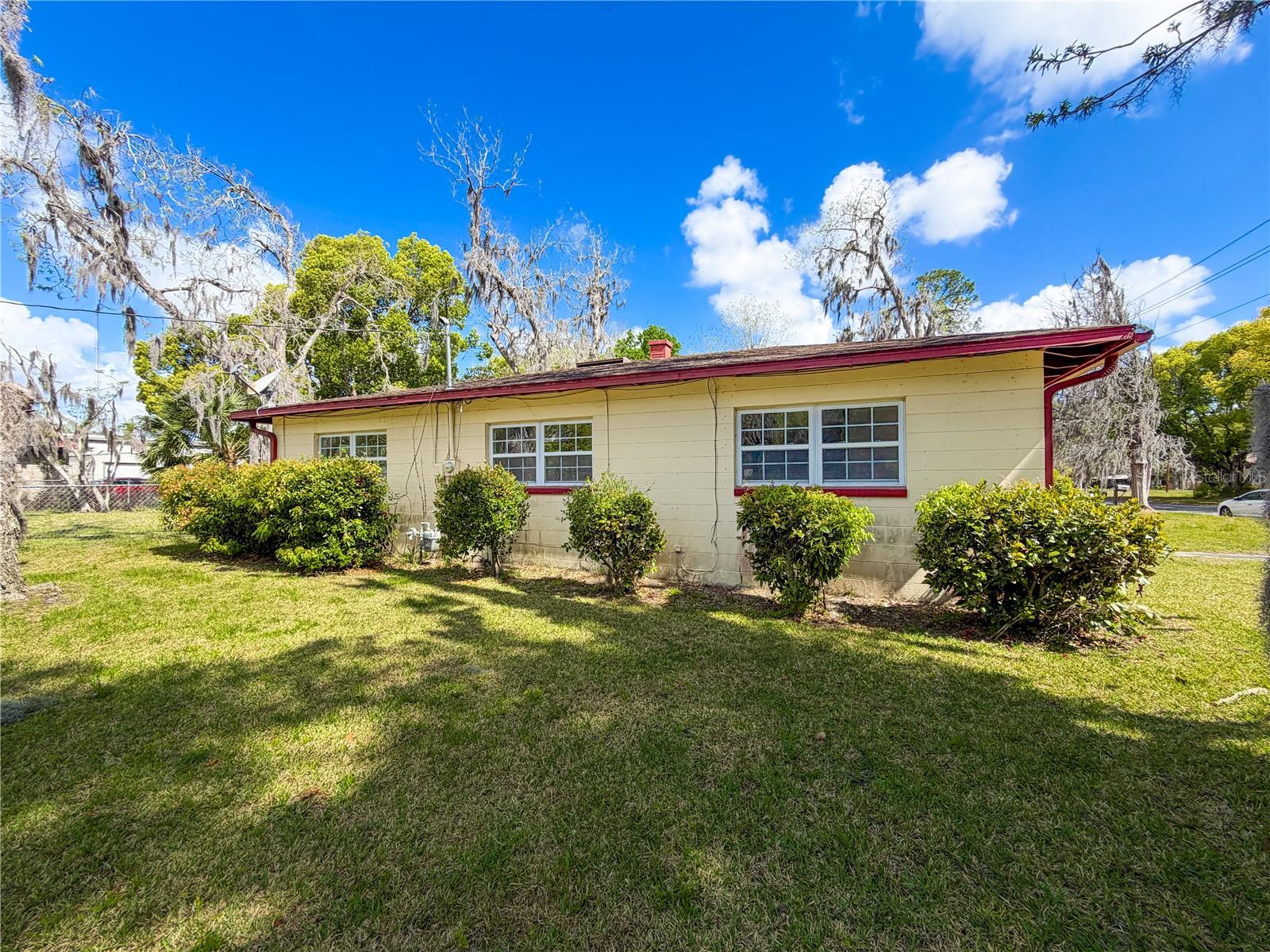 Image 13 of 44 For 615 Church Street