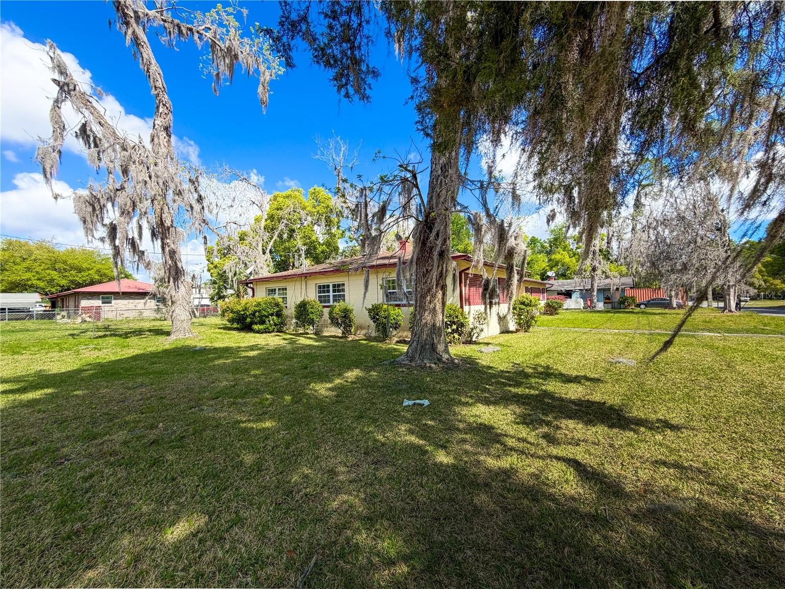 Image 14 of 44 For 615 Church Street