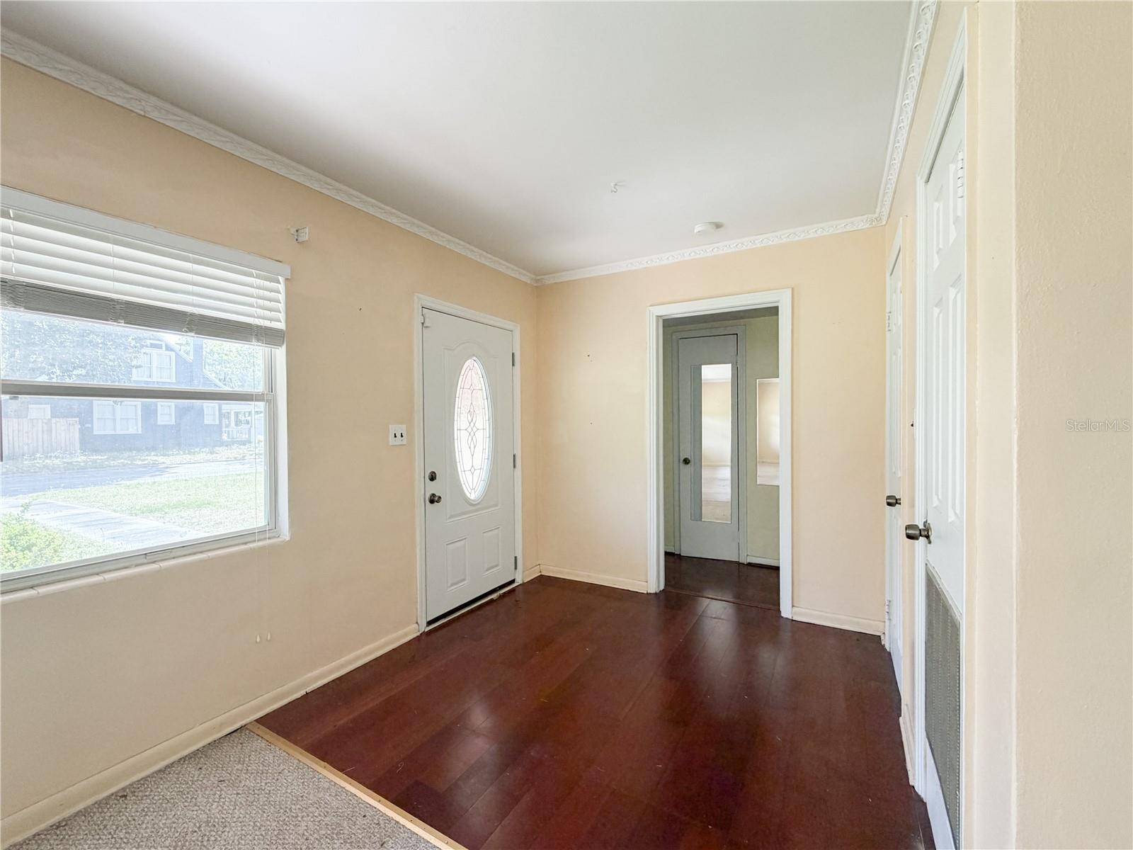 Image 16 of 44 For 615 Church Street