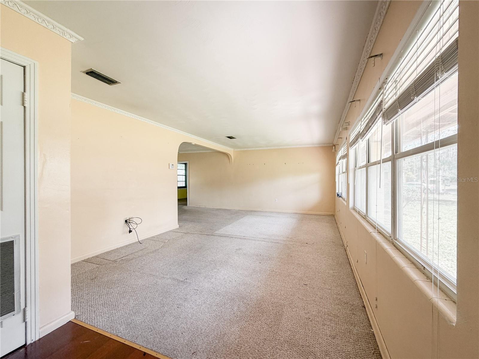 Image 17 of 44 For 615 Church Street