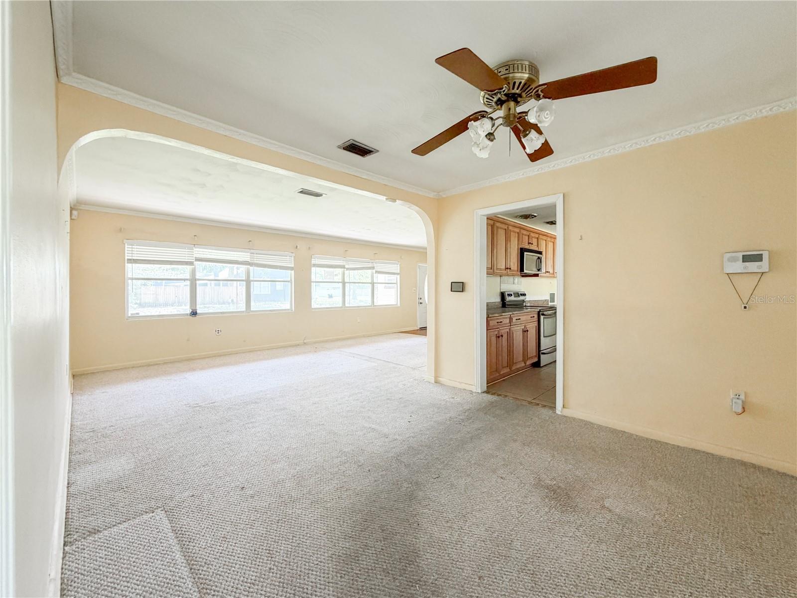 Image 21 of 44 For 615 Church Street