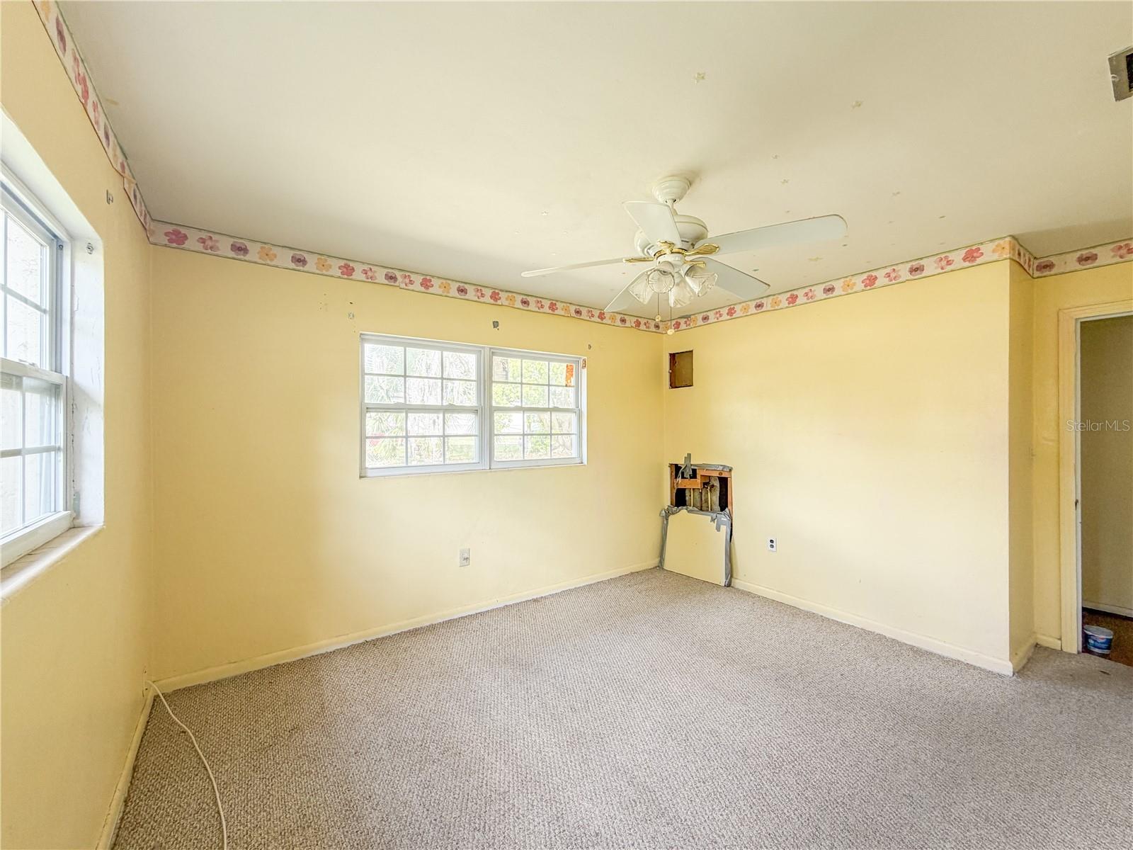 Image 37 of 44 For 615 Church Street