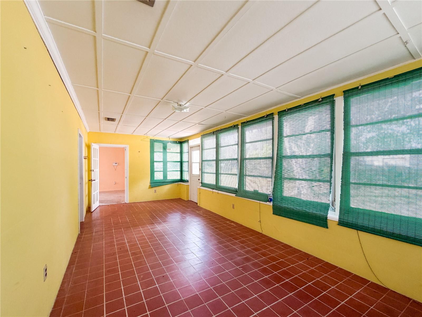 Image 41 of 44 For 615 Church Street