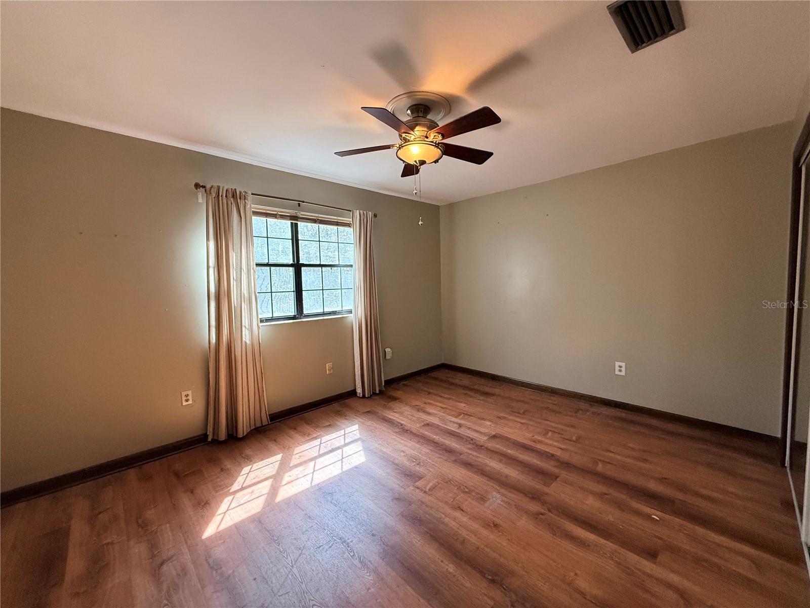 Image 15 of 25 For 6021 57th Way