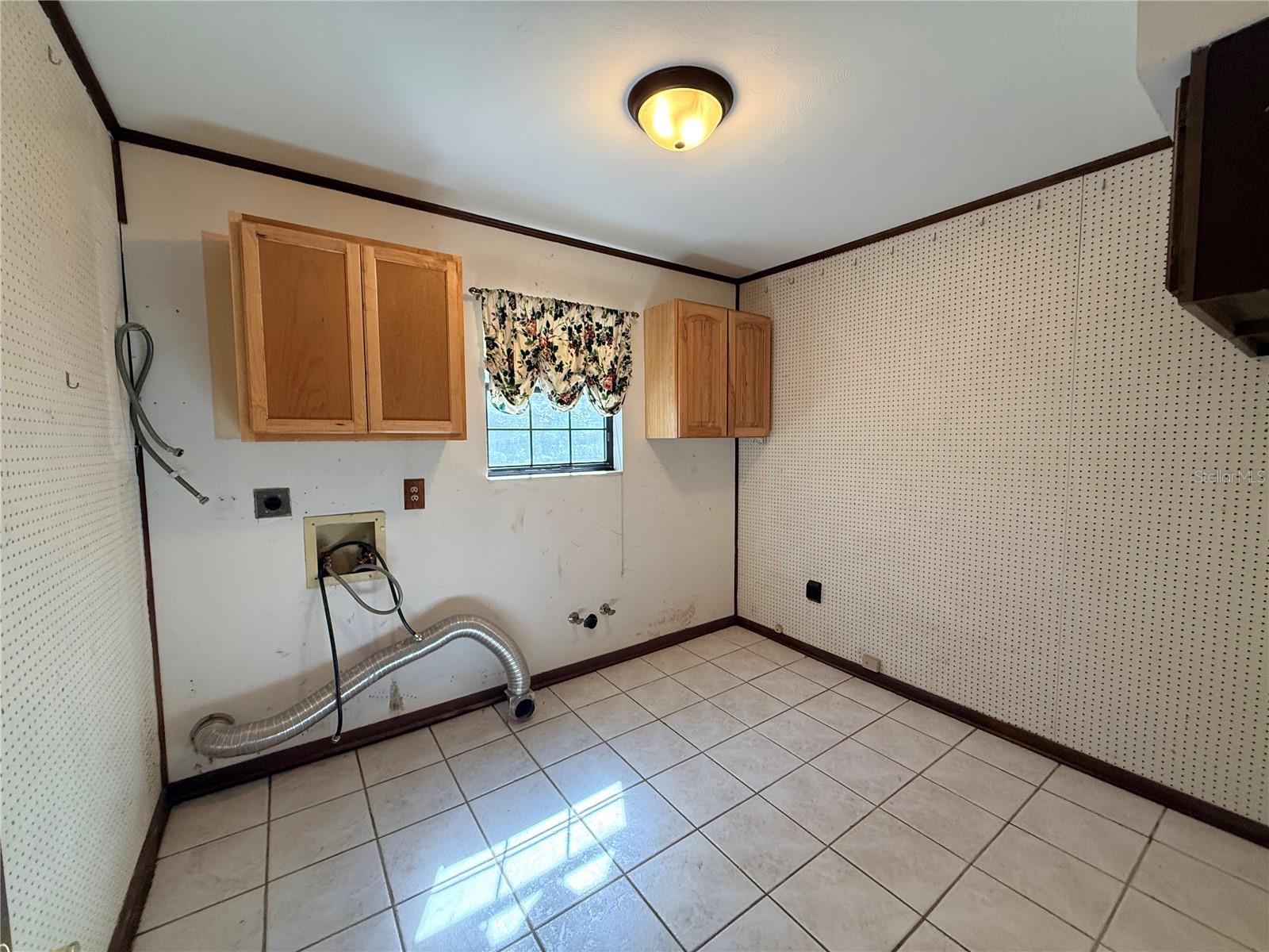 Image 19 of 25 For 6021 57th Way