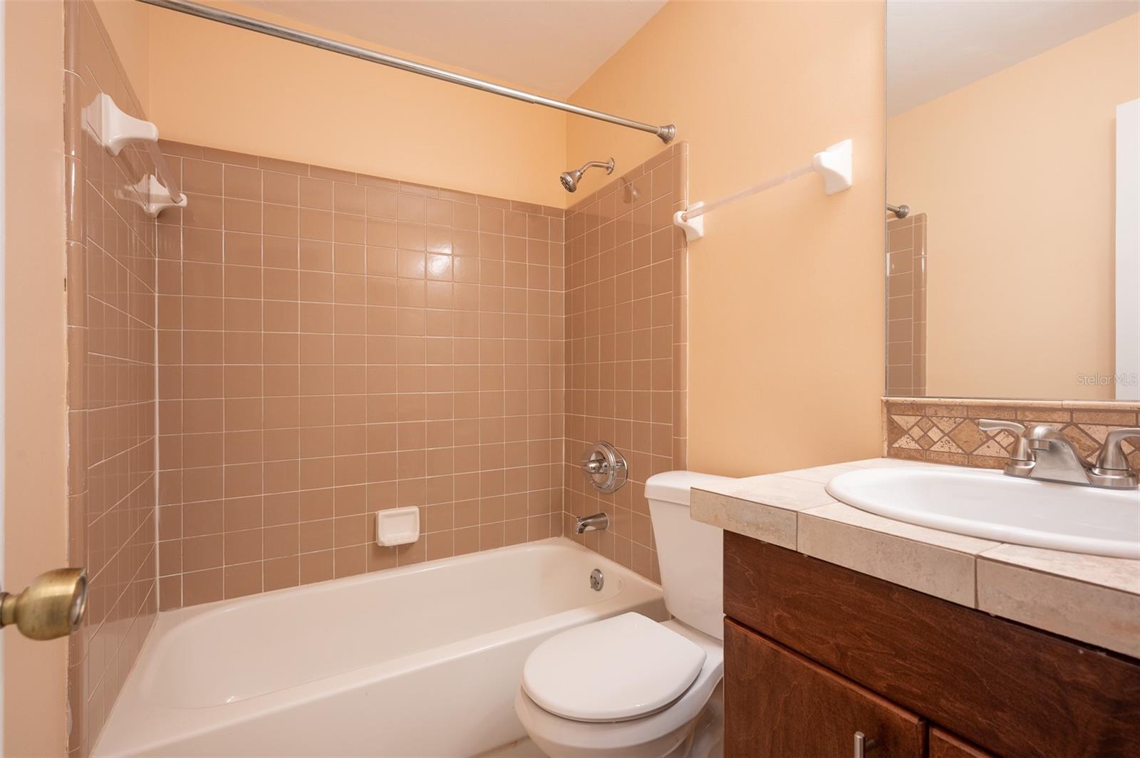 Image 15 of 17 For 3409 52nd Terrace