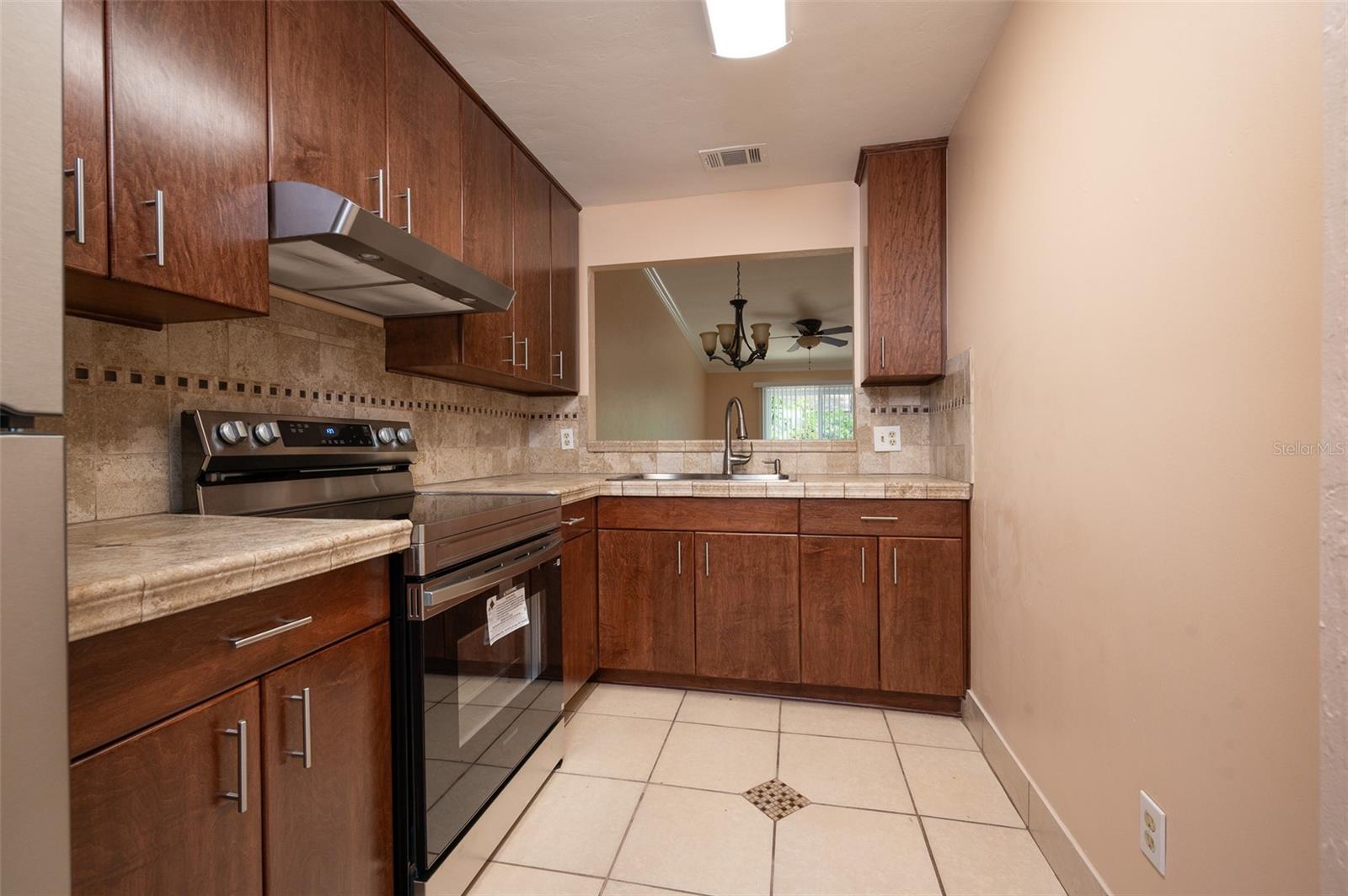 Image 3 of 17 For 3409 52nd Terrace