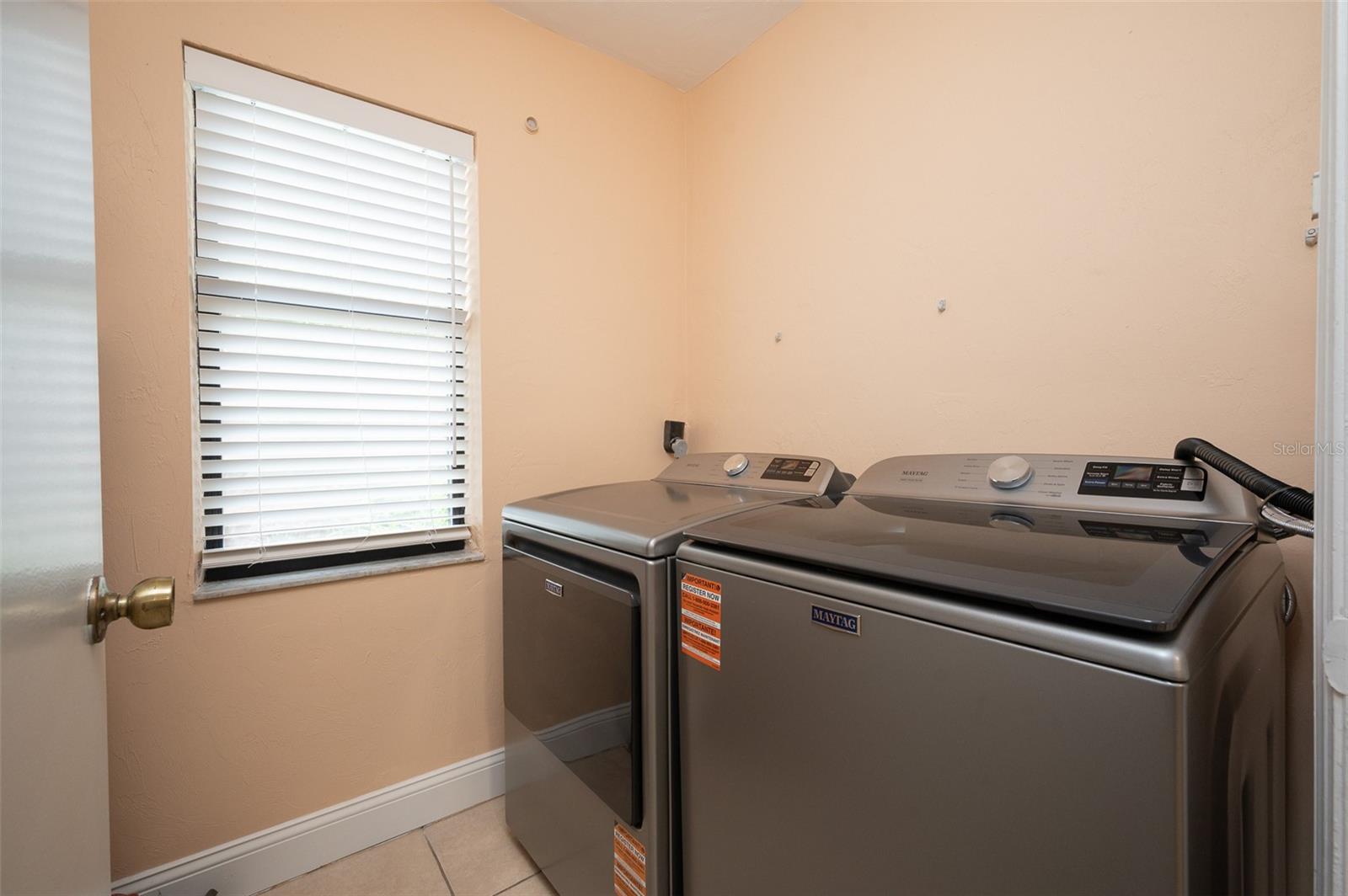 Image 4 of 17 For 3409 52nd Terrace