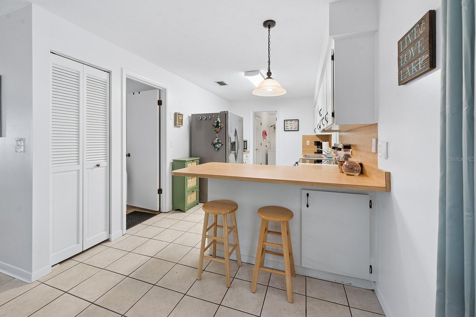 Image 11 of 30 For 102 Swans Nest Circle