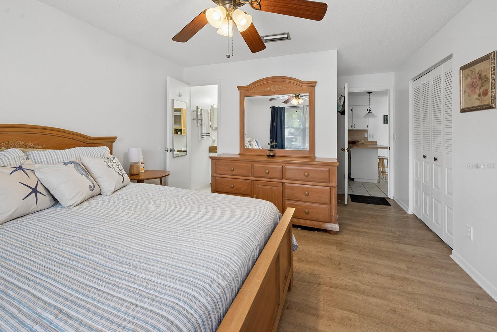 Image 16 of 30 For 102 Swans Nest Circle